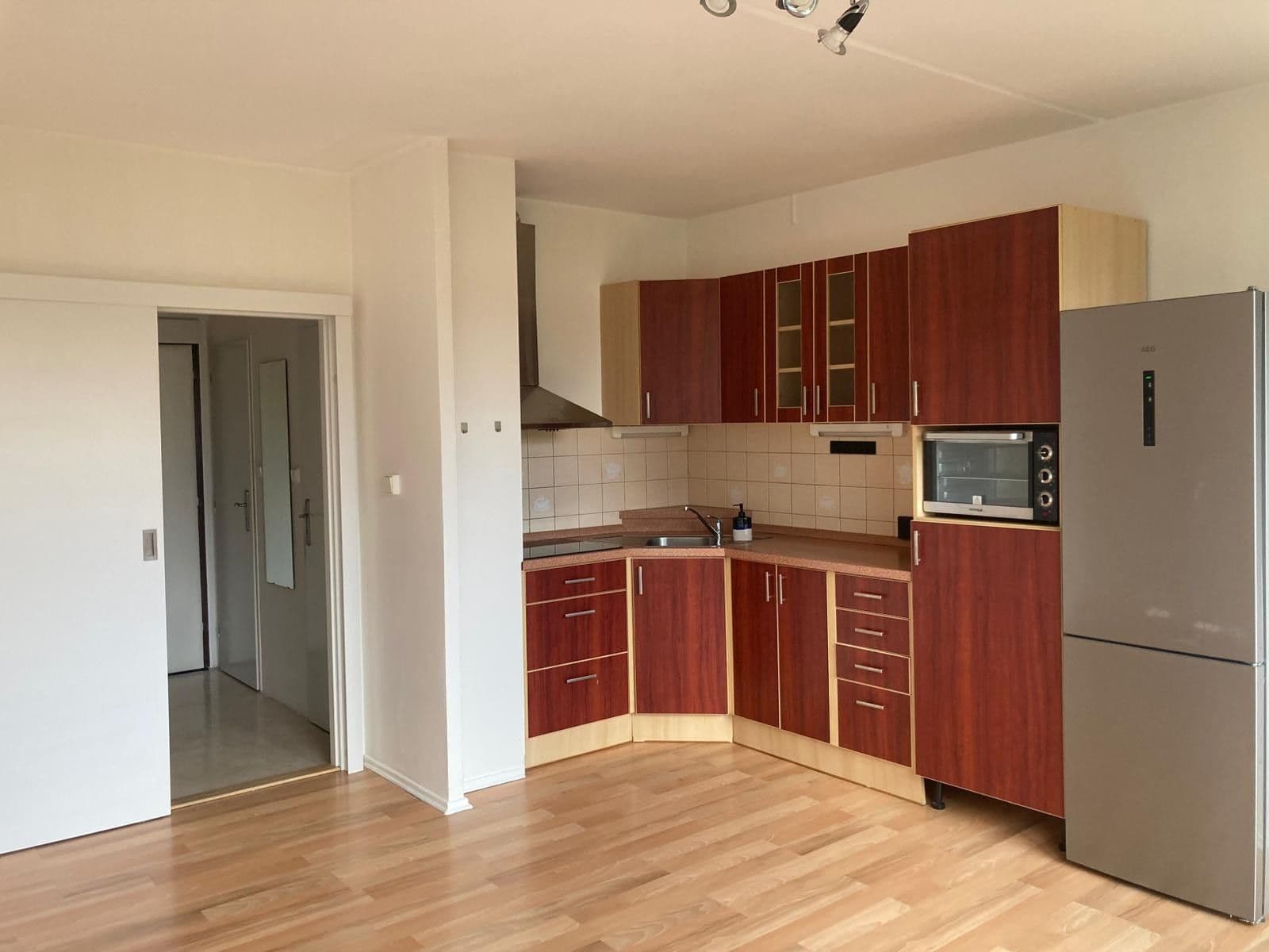 1 bedroom with open-plan kitchen flat to rent, 45 m², Urbánkova, Prague, Prague 1 bedroom with open-plan kitchen flat to rent, 45 m², Urbánkova, Prague, Prague