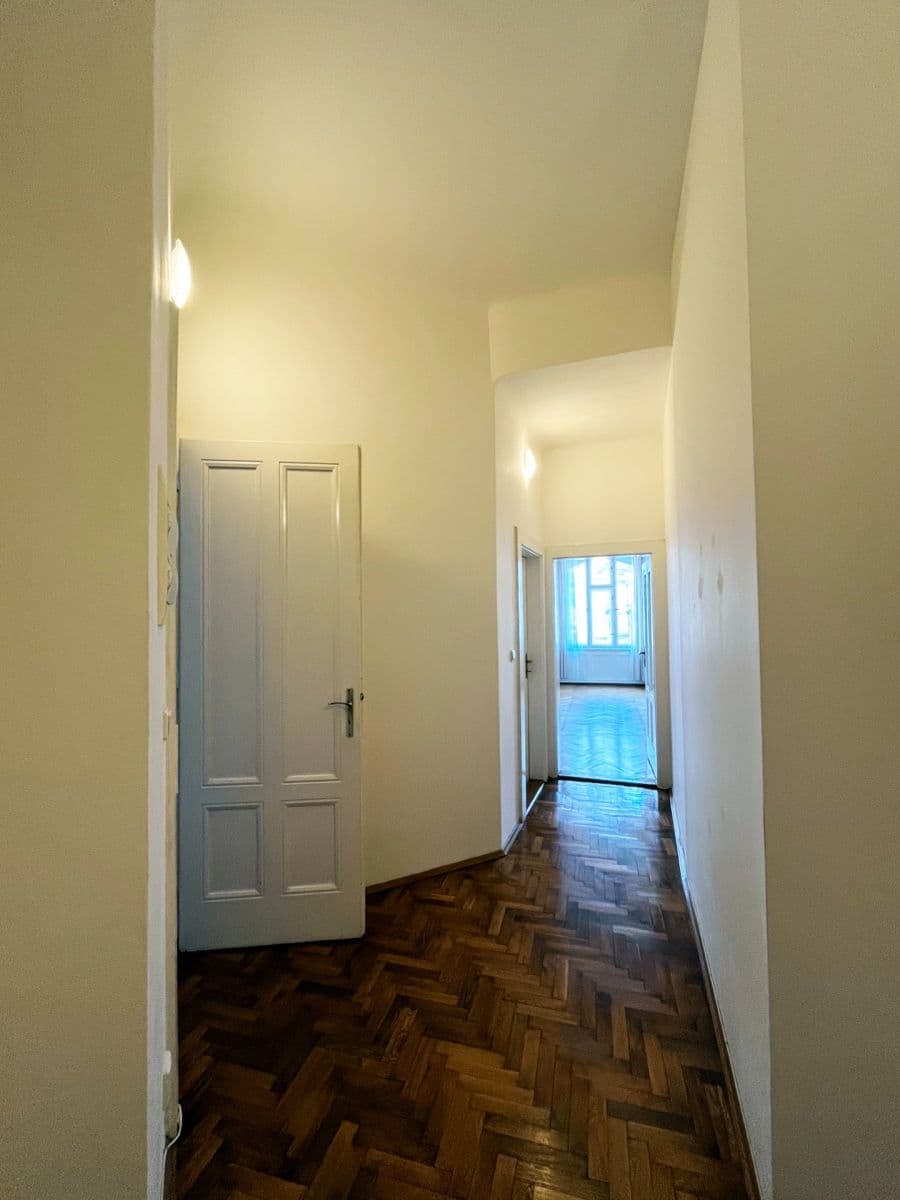 2 bedroom with open-plan kitchen flat to rent, 92 m², Spálená, Prague, Prague 2 bedroom with open-plan kitchen flat to rent, 92 m², Spálená, Prague, Prague