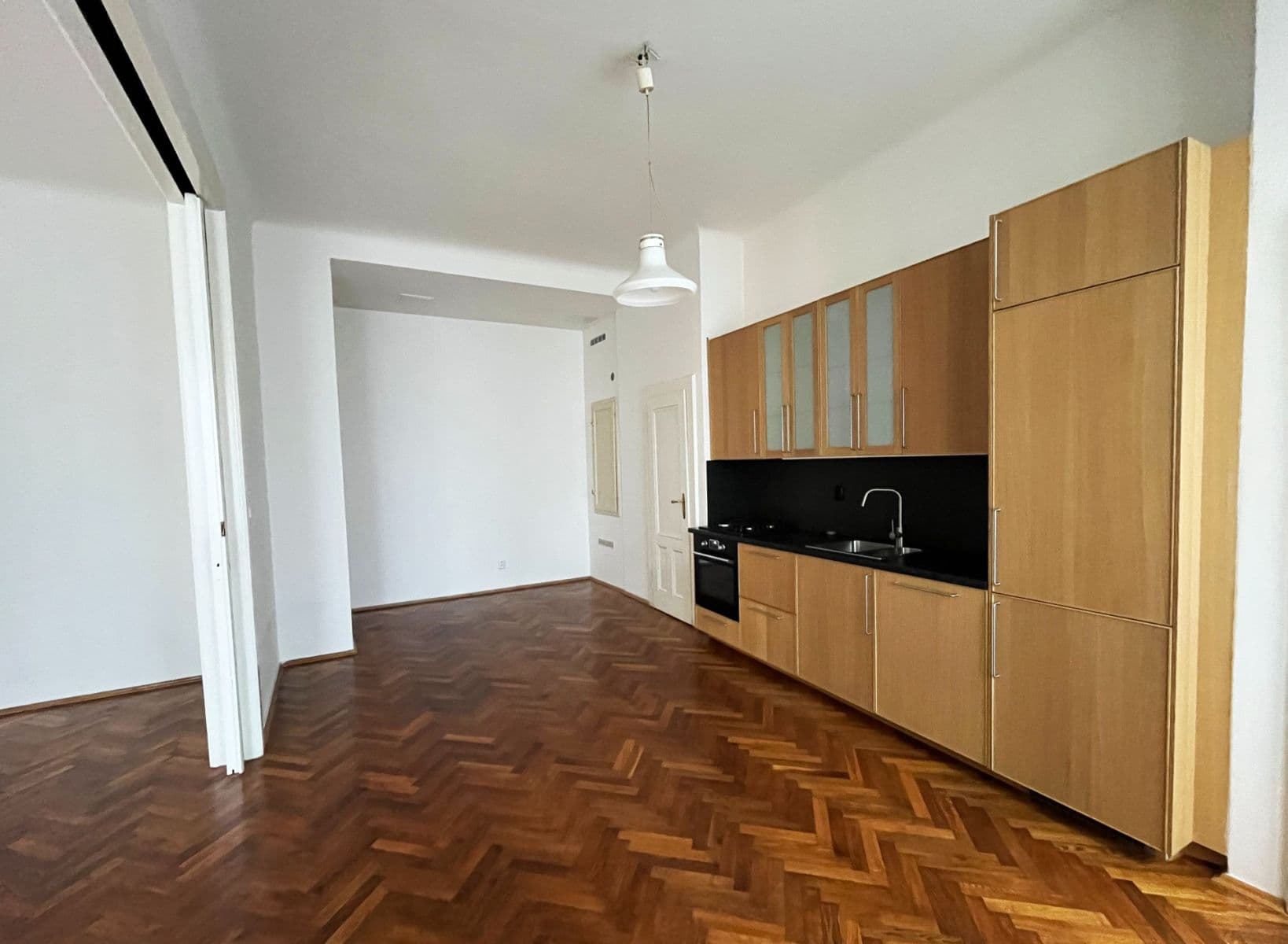 2 bedroom with open-plan kitchen flat to rent, 92 m², Spálená, Prague, Prague 2 bedroom with open-plan kitchen flat to rent, 92 m², Spálená, Prague, Prague