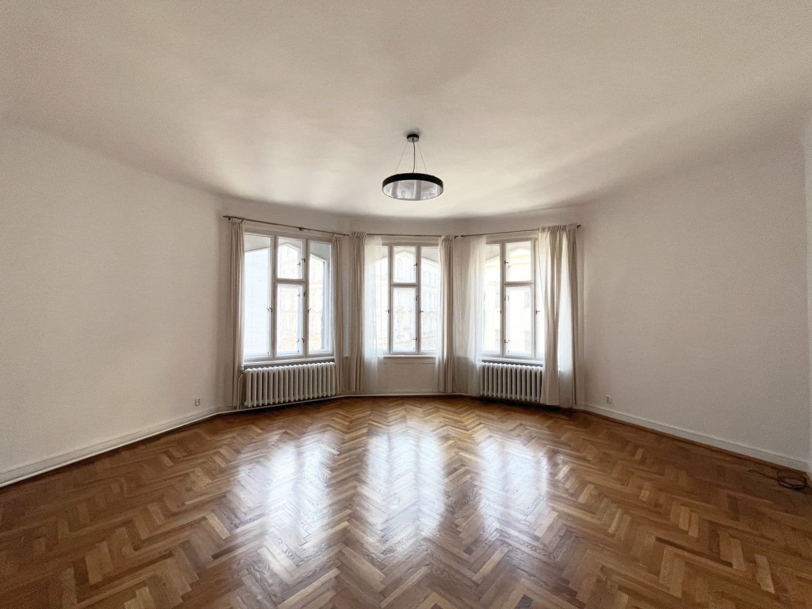 2 bedroom with open-plan kitchen flat to rent, 92 m², Spálená, Prague, Prague 2 bedroom with open-plan kitchen flat to rent, 92 m², Spálená, Prague, Prague