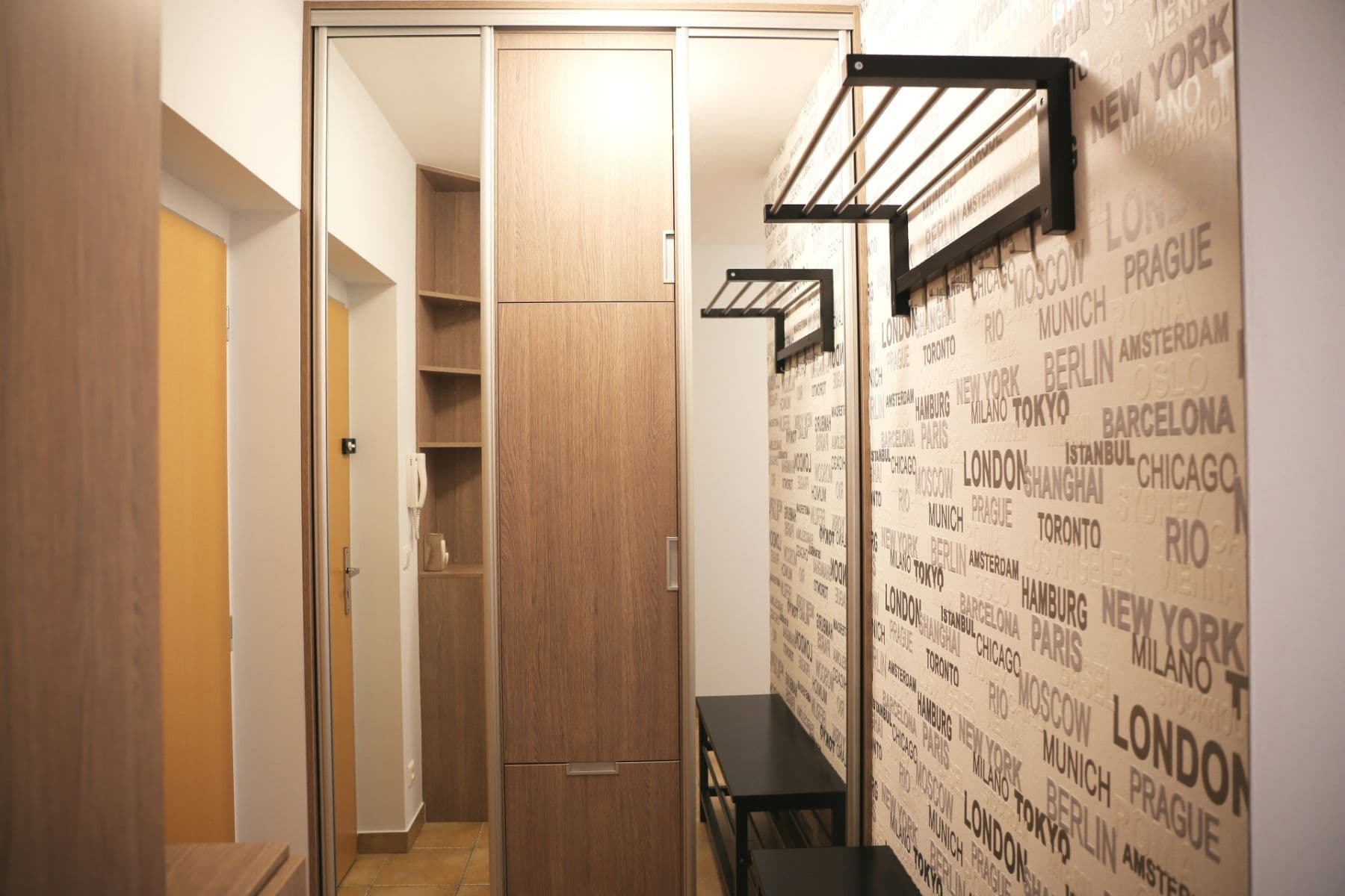 1 bedroom with open-plan kitchen flat to rent, 57 m², Lomená, Zbuzany, Středočeský Region 1 bedroom with open-plan kitchen flat to rent, 57 m², Lomená, Zbuzany, Středočeský Region