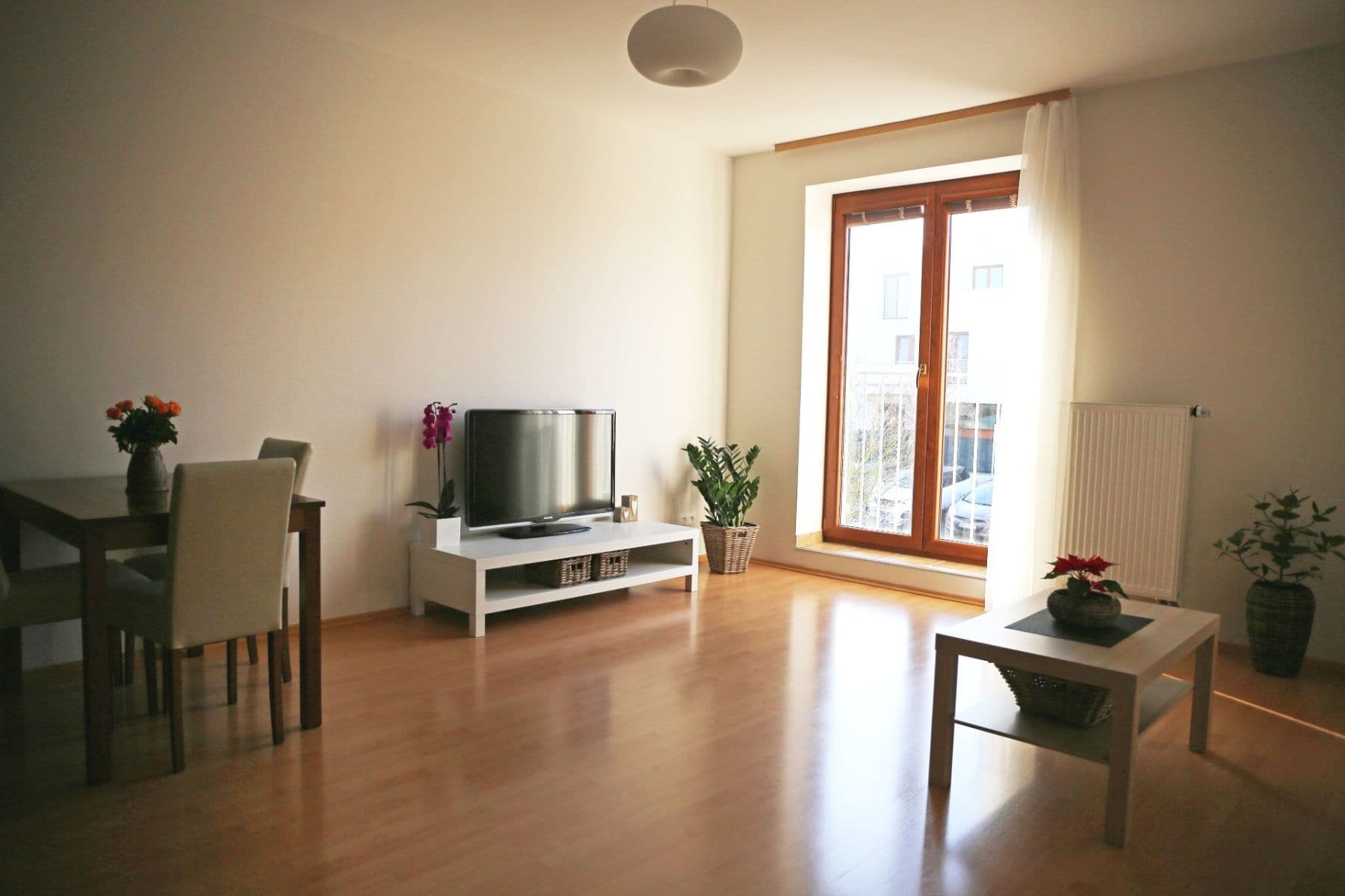 1 bedroom with open-plan kitchen flat to rent, 57 m², Lomená, Zbuzany, Středočeský Region 1 bedroom with open-plan kitchen flat to rent, 57 m², Lomená, Zbuzany, Středočeský Region