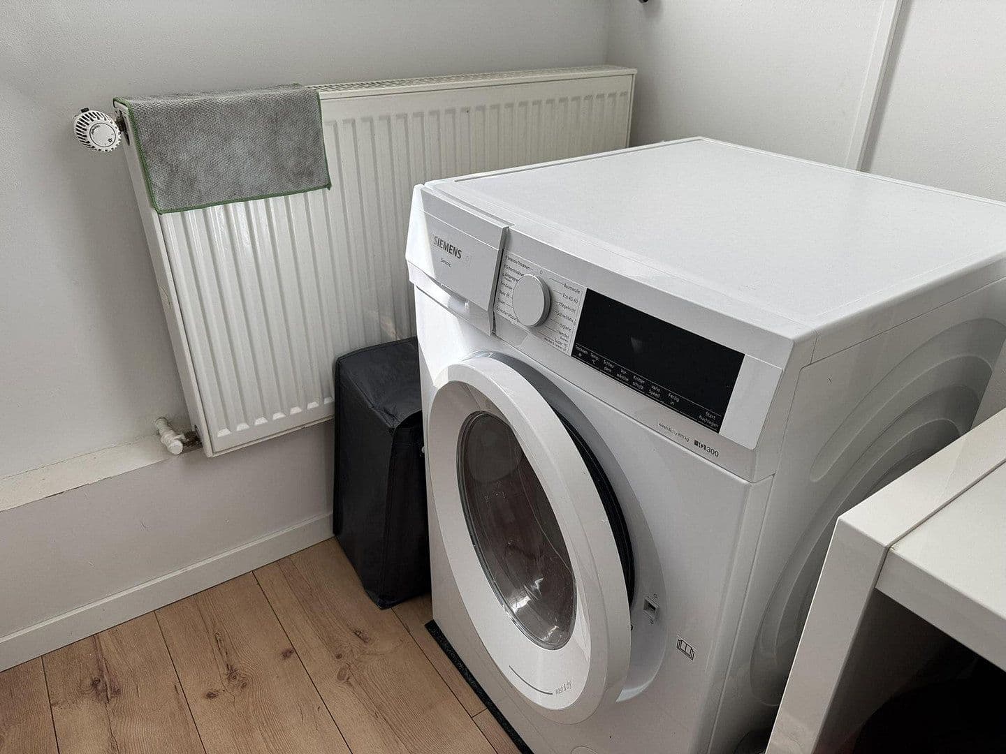 2 bedroom with open-plan kitchen flat to rent, 90 m², Bilker Allee 53, Düsseldorf, North Rhine-Westphalia 2 bedroom with open-plan kitchen flat to rent, 90 m², Bilker Allee 53, Düsseldorf, North Rhine-Westphalia