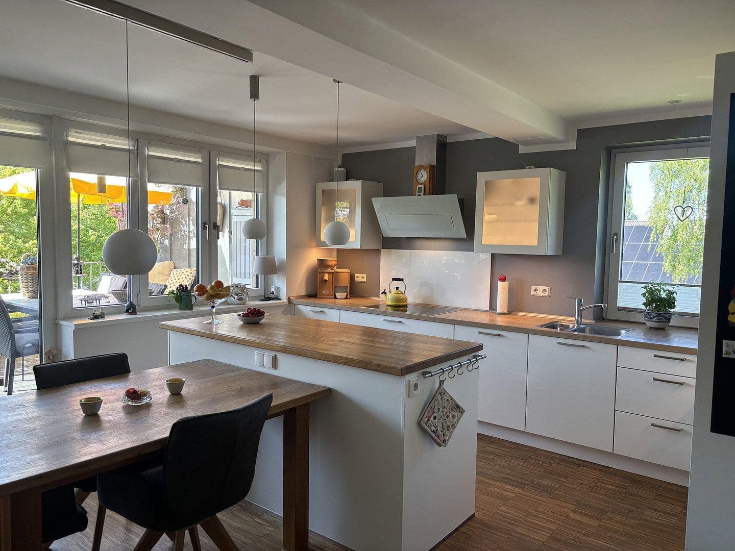 3 bedroom with open-plan kitchen flat for sale, 146 m², Norderstedt, Schleswig-Holstein 3 bedroom with open-plan kitchen flat for sale, 146 m², Norderstedt, Schleswig-Holstein