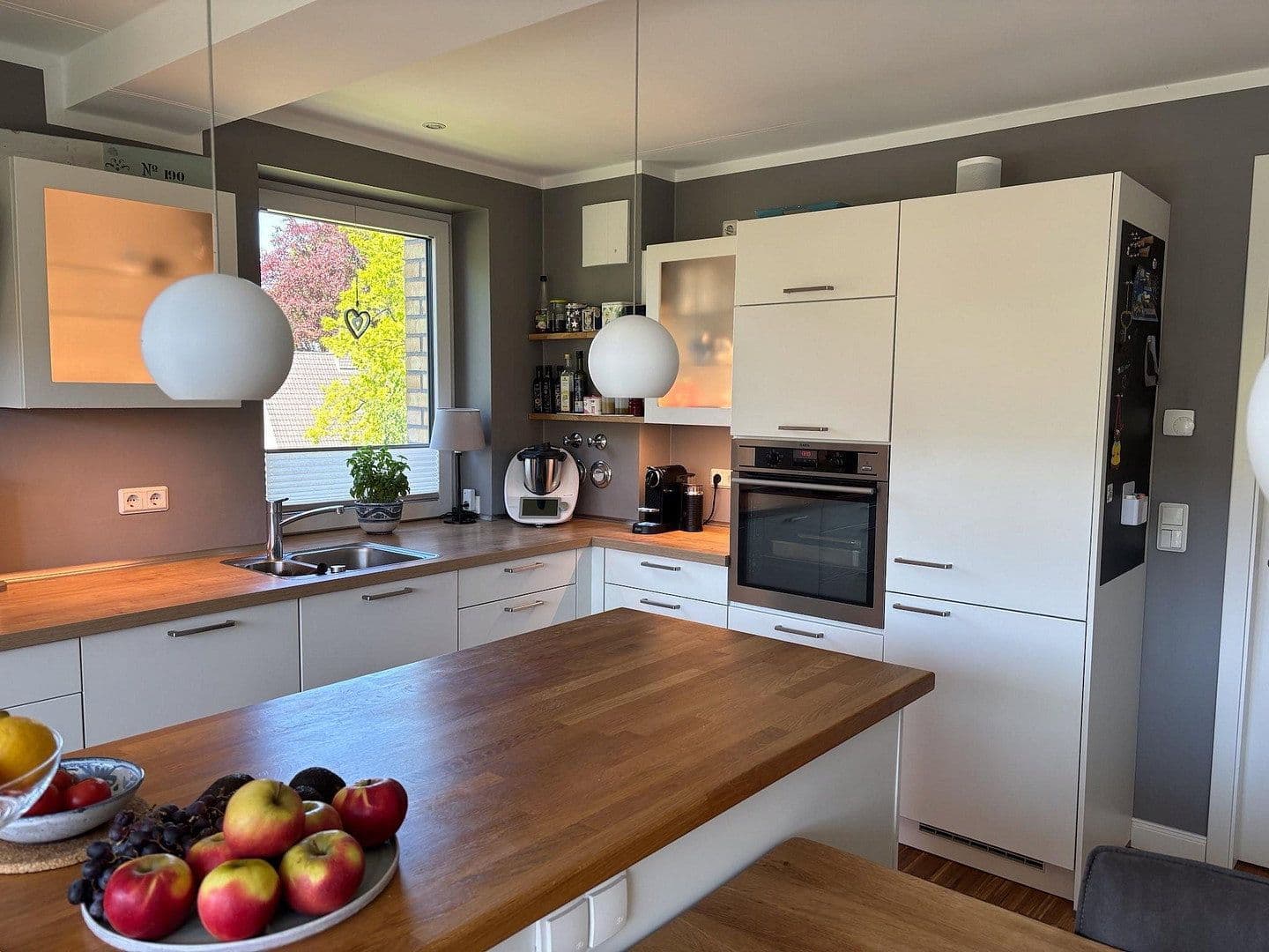 3 bedroom with open-plan kitchen flat for sale, 146 m², Norderstedt, Schleswig-Holstein 3 bedroom with open-plan kitchen flat for sale, 146 m², Norderstedt, Schleswig-Holstein