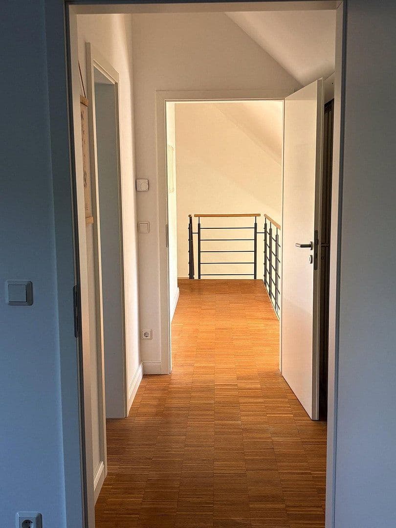 3 bedroom with open-plan kitchen flat for sale, 146 m², Norderstedt, Schleswig-Holstein 3 bedroom with open-plan kitchen flat for sale, 146 m², Norderstedt, Schleswig-Holstein