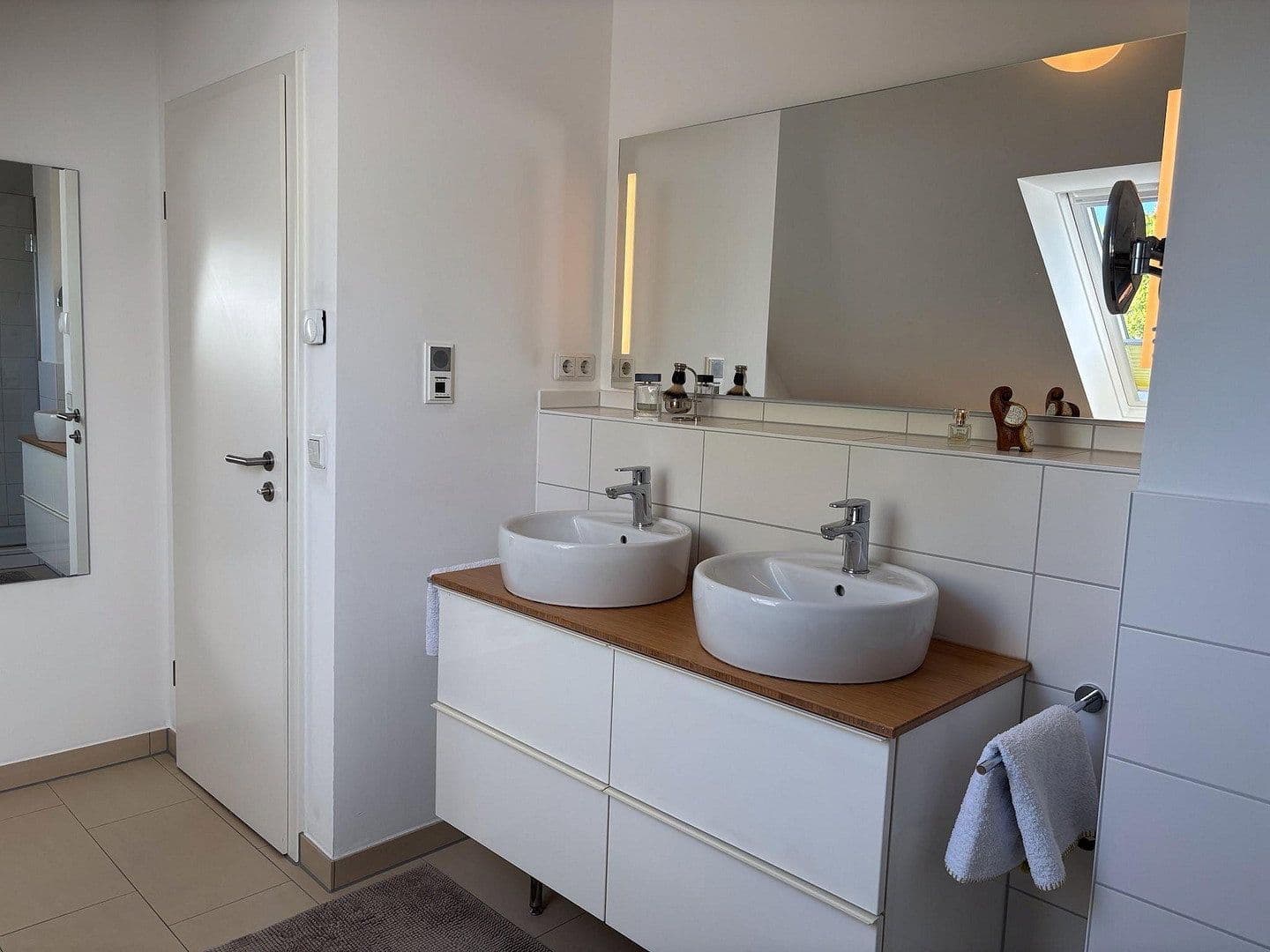 3 bedroom with open-plan kitchen flat for sale, 146 m², Norderstedt, Schleswig-Holstein 3 bedroom with open-plan kitchen flat for sale, 146 m², Norderstedt, Schleswig-Holstein
