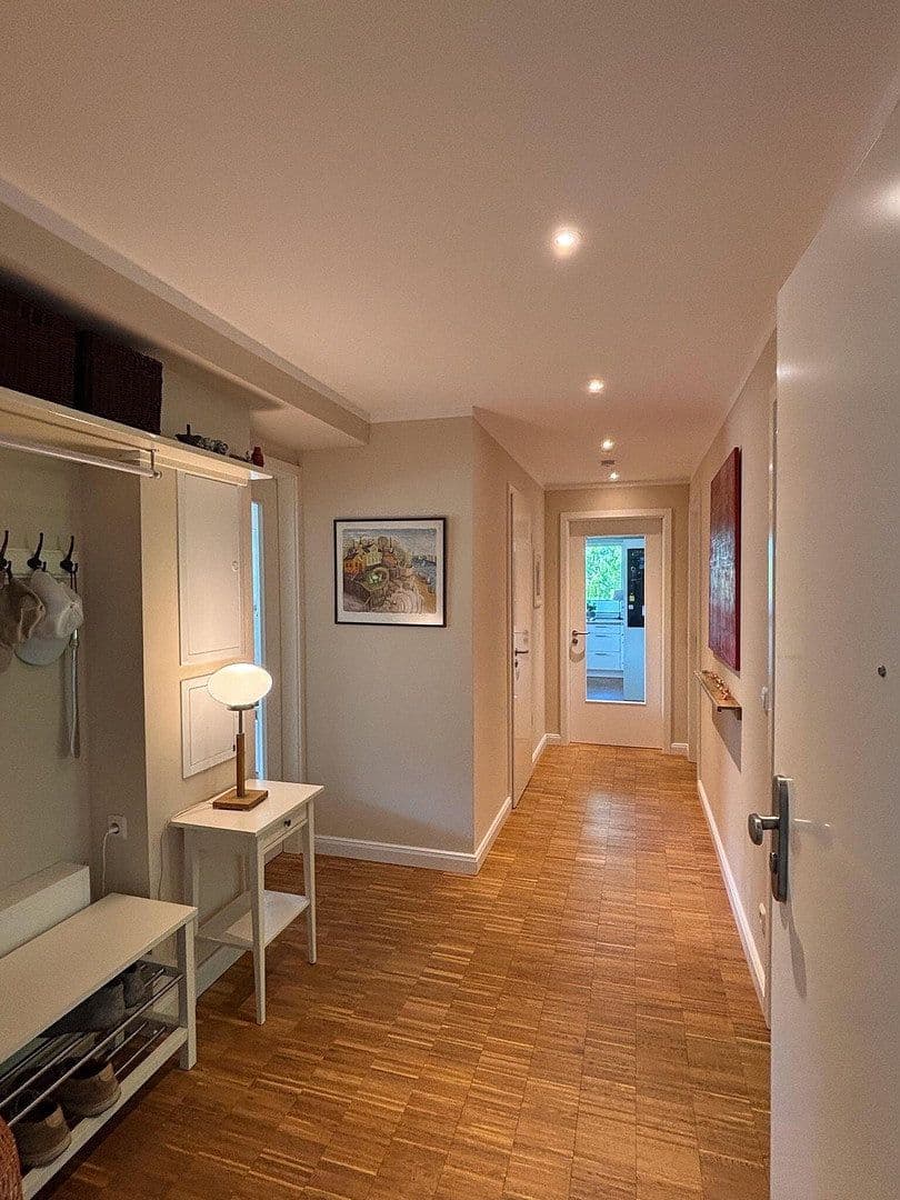 3 bedroom with open-plan kitchen flat for sale, 146 m², Norderstedt, Schleswig-Holstein 3 bedroom with open-plan kitchen flat for sale, 146 m², Norderstedt, Schleswig-Holstein