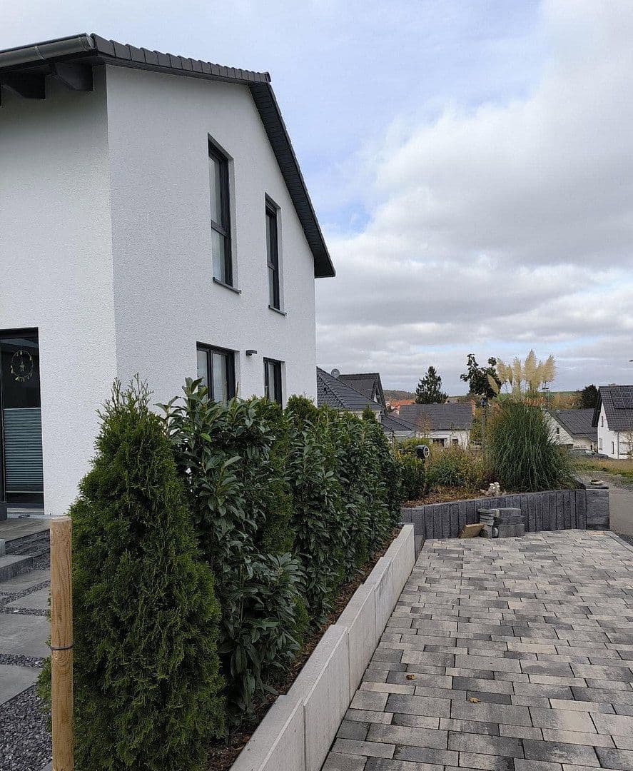 house for sale, 143 m², Strautfeld 11, Landolfshausen, Lower Saxony house for sale, 143 m², Strautfeld 11, Landolfshausen, Lower Saxony