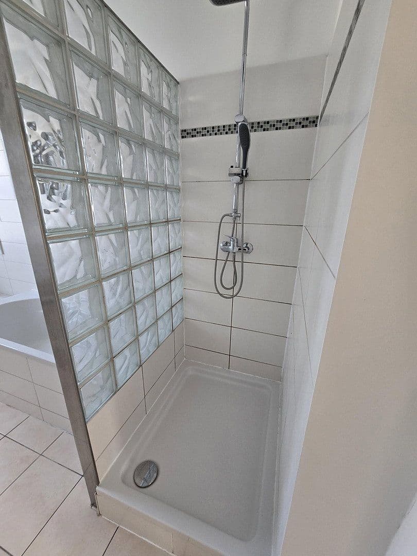 3 bedroom with open-plan kitchen flat to rent, 114 m², Gerhart-Hauptmann Straße 43/45, Teltow, Brandenburg 3 bedroom with open-plan kitchen flat to rent, 114 m², Gerhart-Hauptmann Straße 43/45, Teltow, Brandenburg