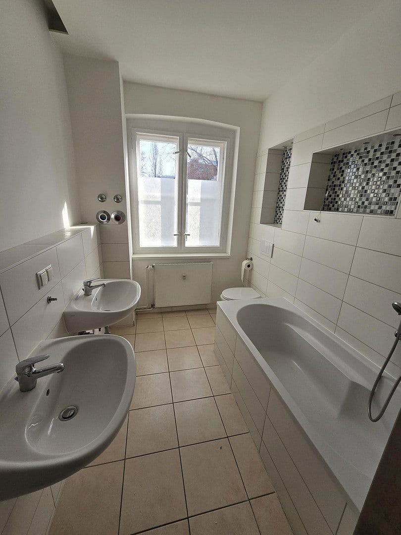 3 bedroom with open-plan kitchen flat to rent, 114 m², Gerhart-Hauptmann Straße 43/45, Teltow, Brandenburg 3 bedroom with open-plan kitchen flat to rent, 114 m², Gerhart-Hauptmann Straße 43/45, Teltow, Brandenburg