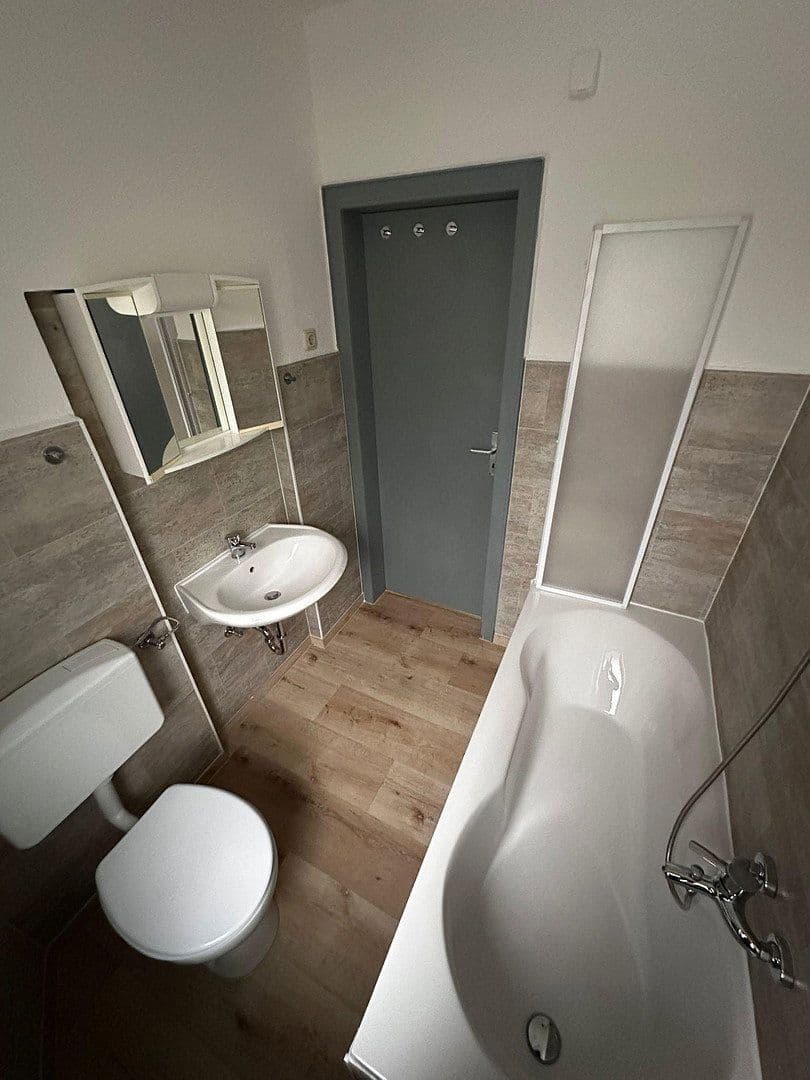house for sale, 1,477 m², Rinteln, Lower Saxony house for sale, 1,477 m², Rinteln, Lower Saxony