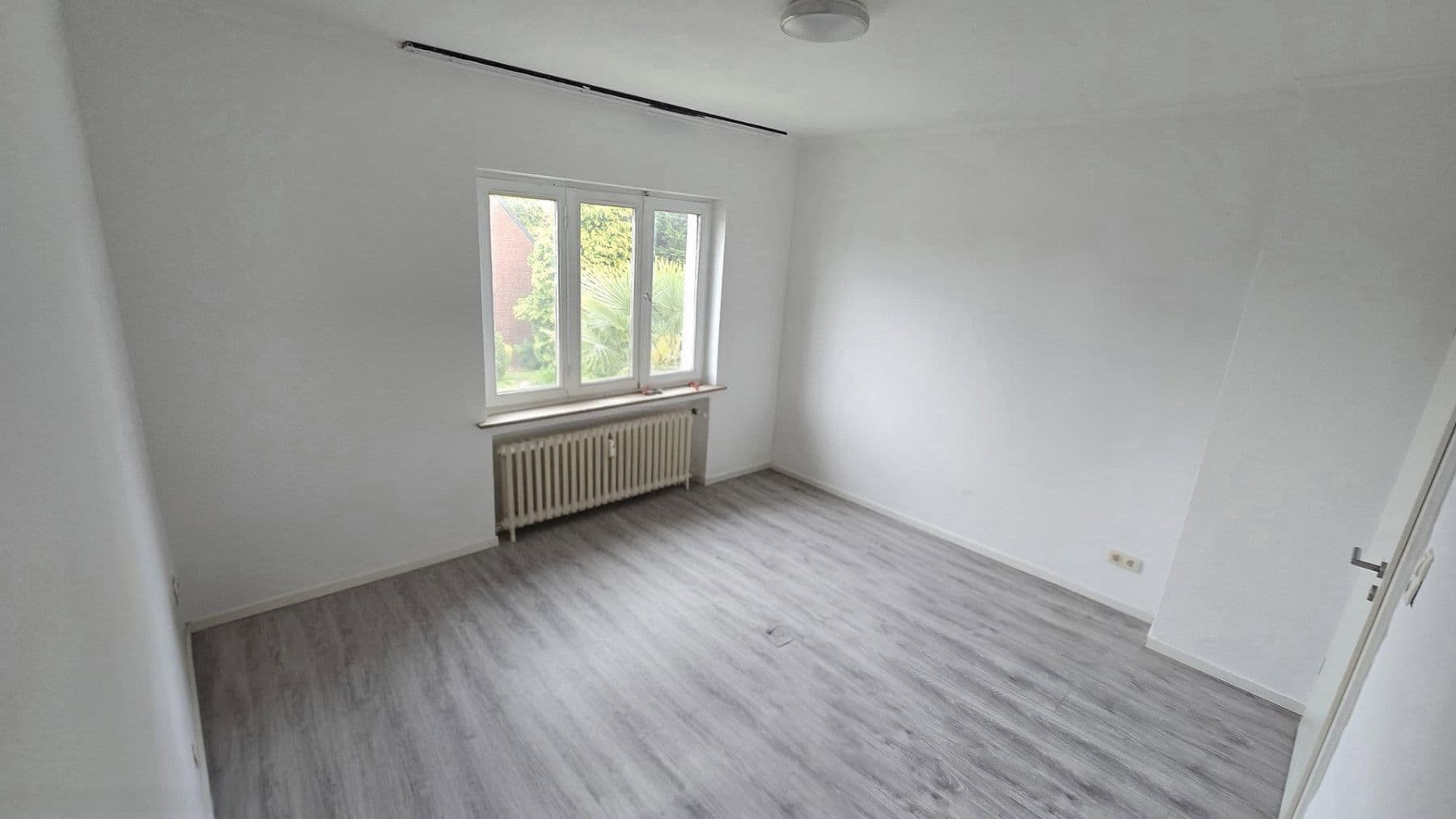 3 bedroom flat to rent, 110 m², Korschenbroich, North Rhine-Westphalia 3 bedroom flat to rent, 110 m², Korschenbroich, North Rhine-Westphalia