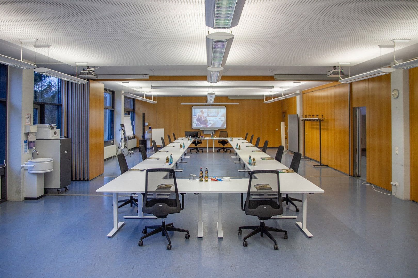 office to rent, 1,000 m², Sebastian-Kneipp-Straße 60, Villingen-Schwenningen, Baden-Württemberg office to rent, 1,000 m², Sebastian-Kneipp-Straße 60, Villingen-Schwenningen, Baden-Württemberg