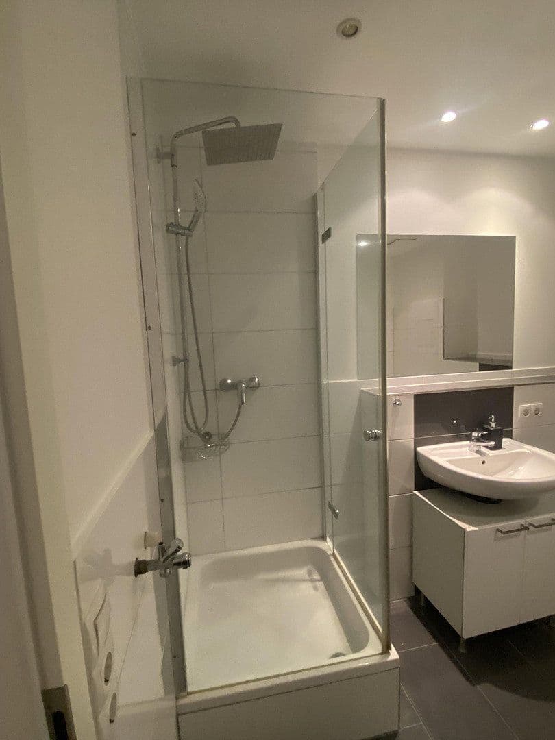 3 bedroom flat to rent, 93 m², Renettenstr. 2, Frankfurt, Hesse 3 bedroom flat to rent, 93 m², Renettenstr. 2, Frankfurt, Hesse
