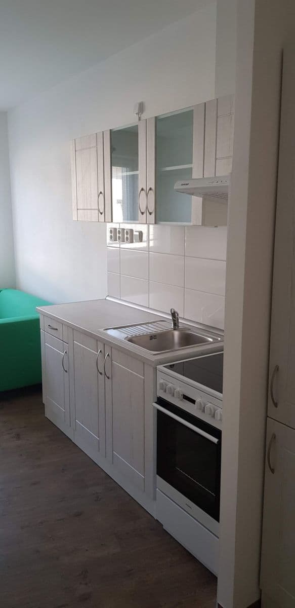 Studio flat to rent, 31 m², Chelčického, Brno, Jihomoravský Region Studio flat to rent, 31 m², Chelčického, Brno, Jihomoravský Region