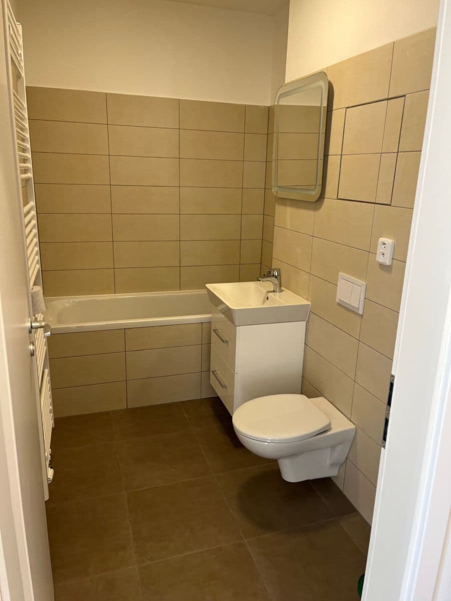 1 bedroom with open-plan kitchen flat to rent, 55 m², Podhorská, Jablonec nad Nisou, Liberecký Region 1 bedroom with open-plan kitchen flat to rent, 55 m², Podhorská, Jablonec nad Nisou, Liberecký Region