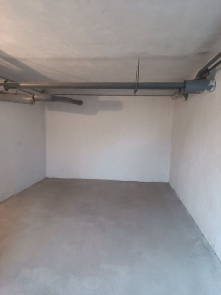 garage to rent, 19 m², Tylova, Ostrava, Moravskoslezský Region garage to rent, 19 m², Tylova, Ostrava, Moravskoslezský Region