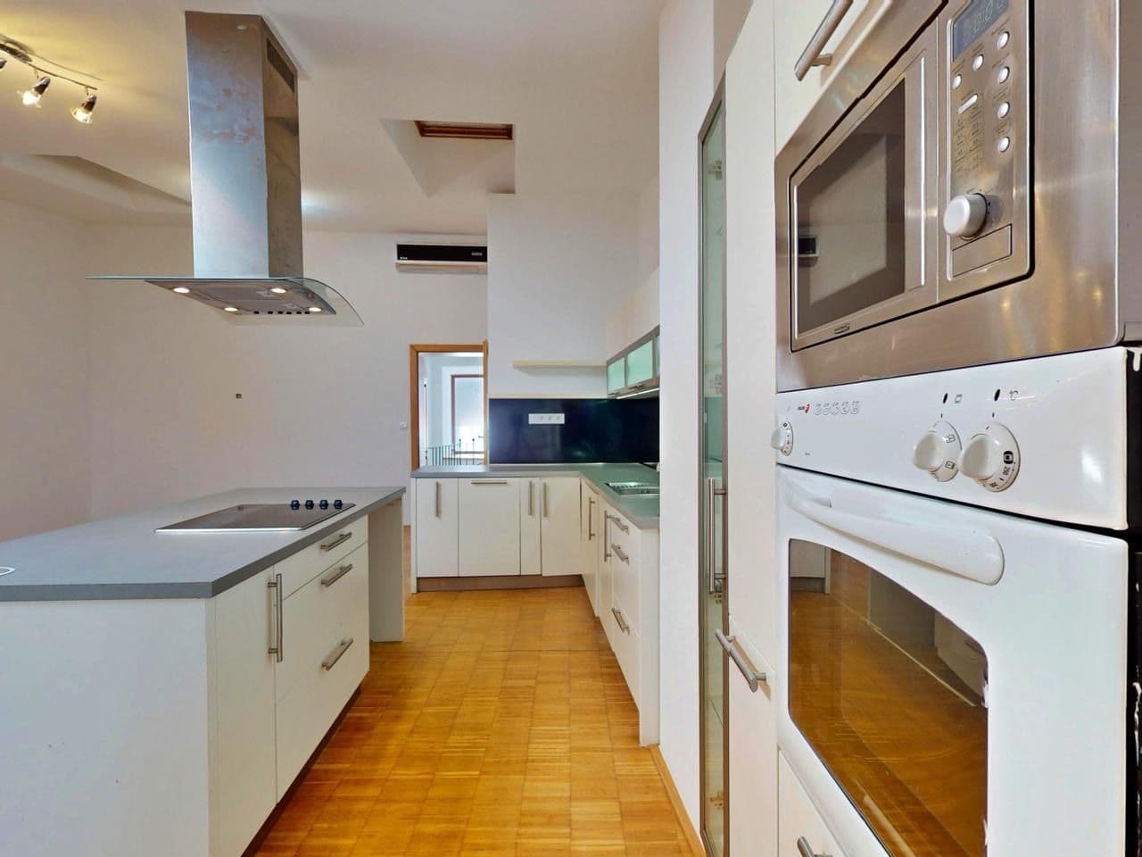 2 bedroom with open-plan kitchen flat to rent, 75 m², Ztracená, Olomouc, Olomoucký Region 2 bedroom with open-plan kitchen flat to rent, 75 m², Ztracená, Olomouc, Olomoucký Region