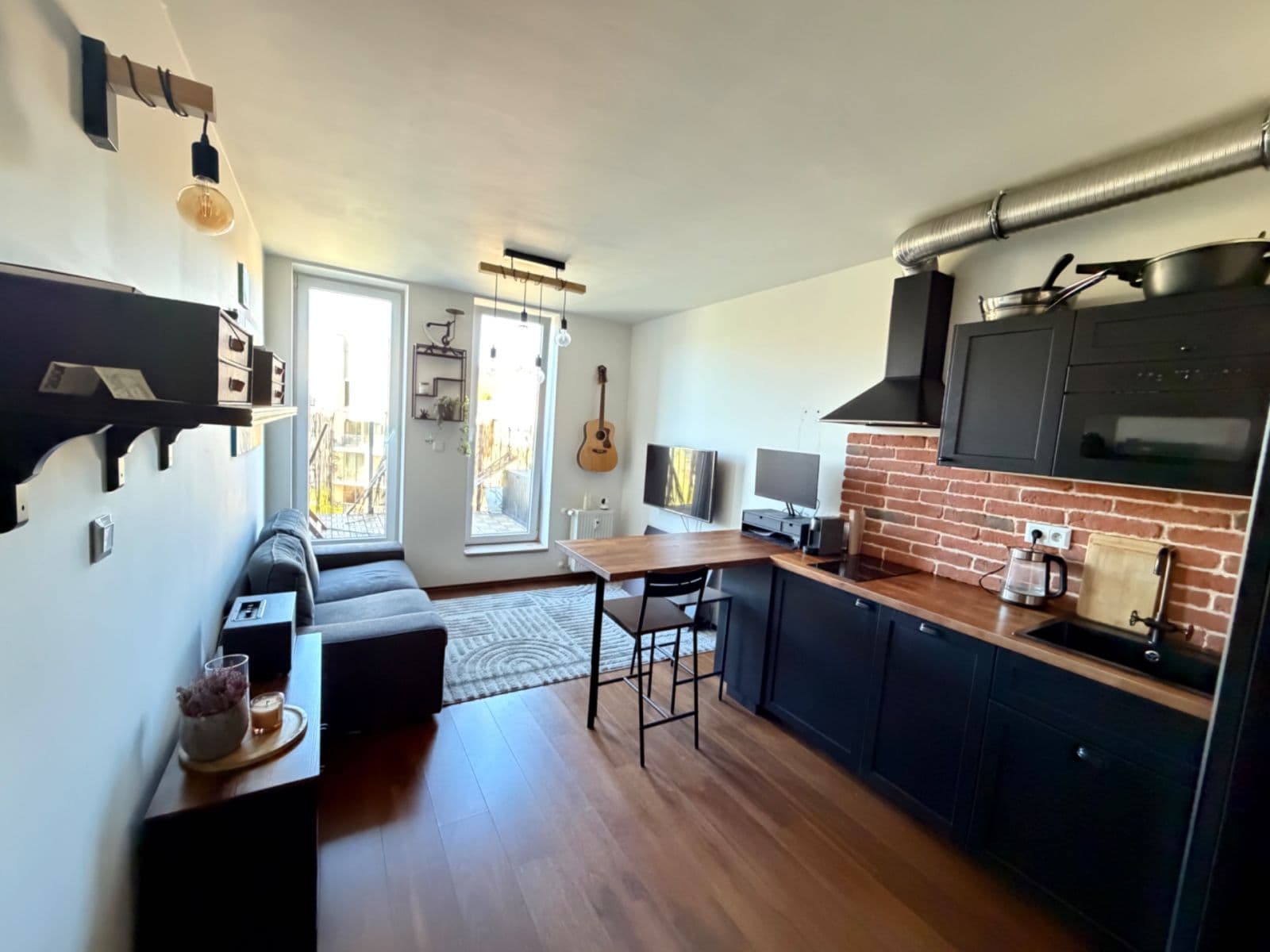 1 bedroom with open-plan kitchen flat to rent, 50 m², Jankovcova, Prague, Prague 1 bedroom with open-plan kitchen flat to rent, 50 m², Jankovcova, Prague, Prague
