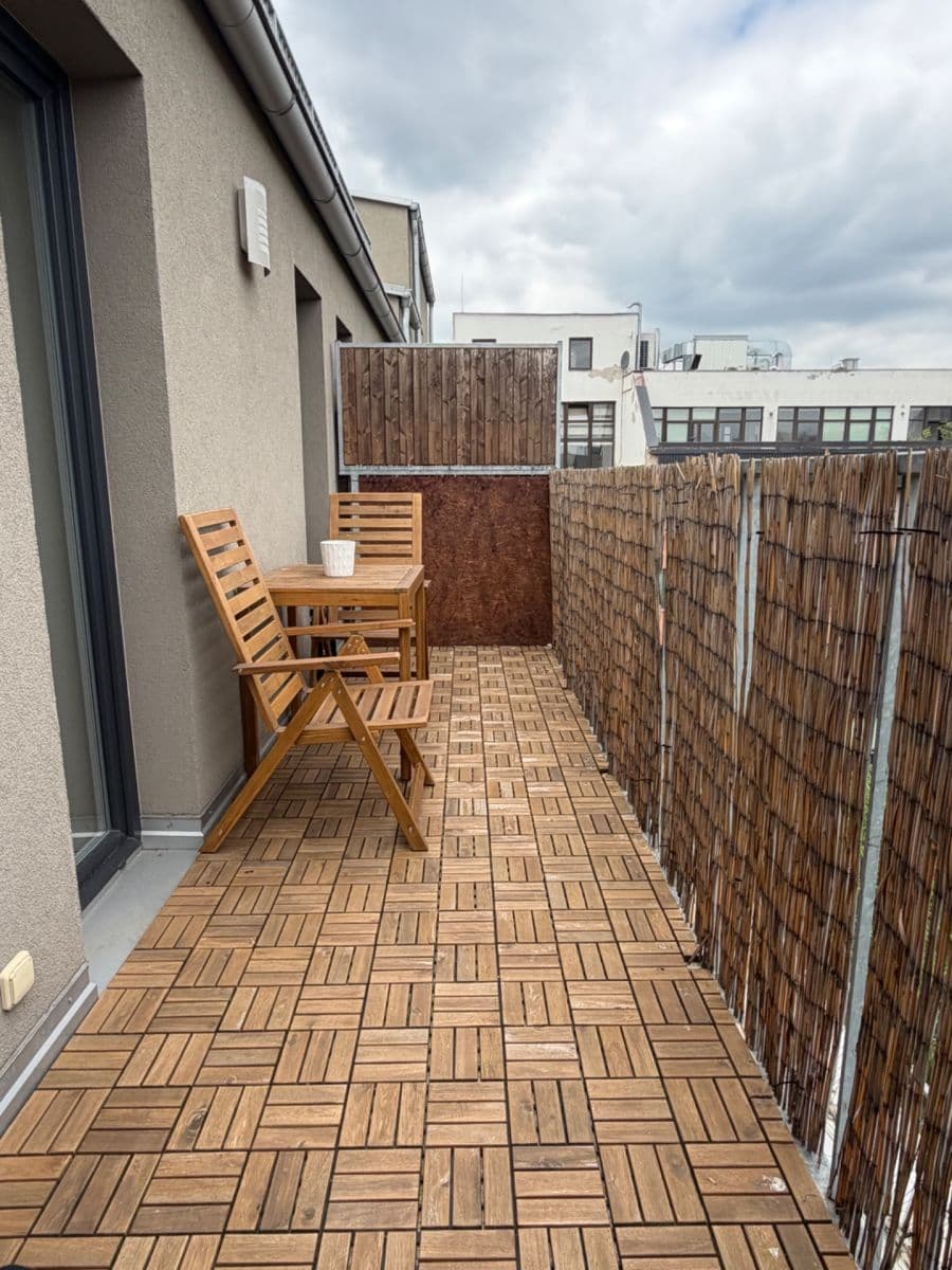 1 bedroom with open-plan kitchen flat to rent, 50 m², Jankovcova, Prague, Prague 1 bedroom with open-plan kitchen flat to rent, 50 m², Jankovcova, Prague, Prague