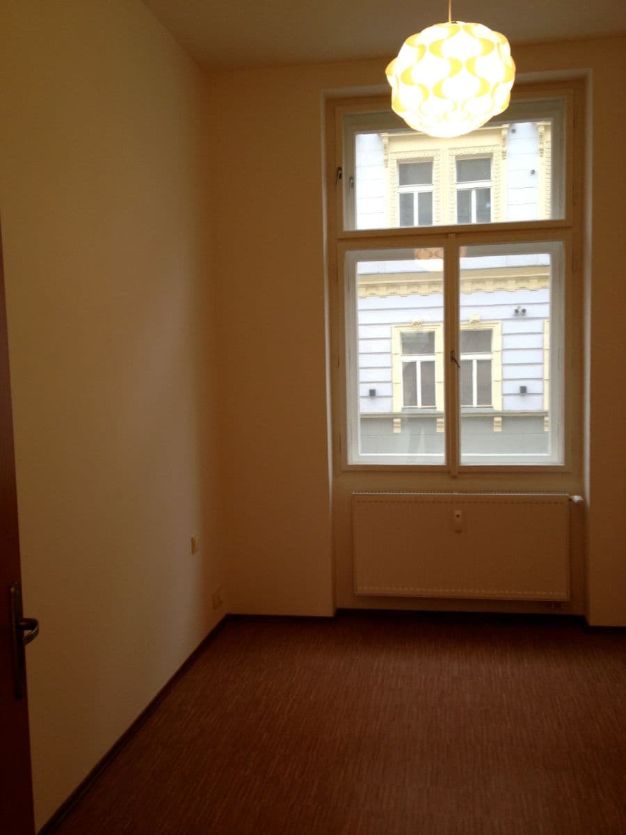 1 bedroom with open-plan kitchen flat to rent, 36 m², Štítného, Prague, Prague 1 bedroom with open-plan kitchen flat to rent, 36 m², Štítného, Prague, Prague