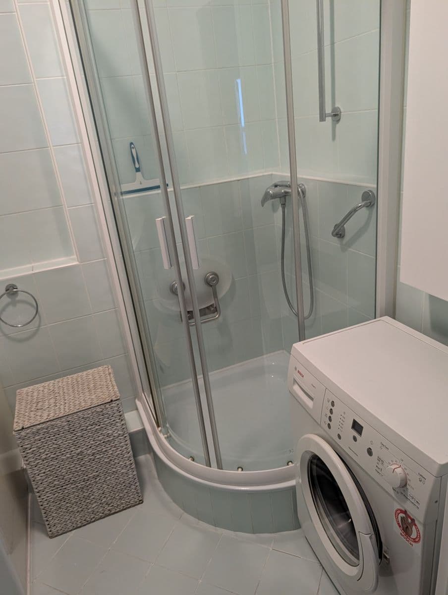2 bedroom with open-plan kitchen flat to rent, 63 m², Pod Harfou, Prague, Prague 2 bedroom with open-plan kitchen flat to rent, 63 m², Pod Harfou, Prague, Prague
