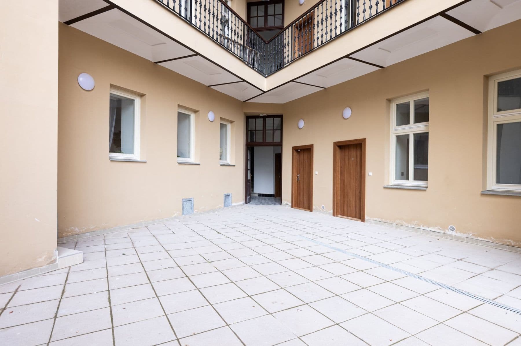 Studio flat to rent, 29 m², Seifertova, Prague, Prague Studio flat to rent, 29 m², Seifertova, Prague, Prague