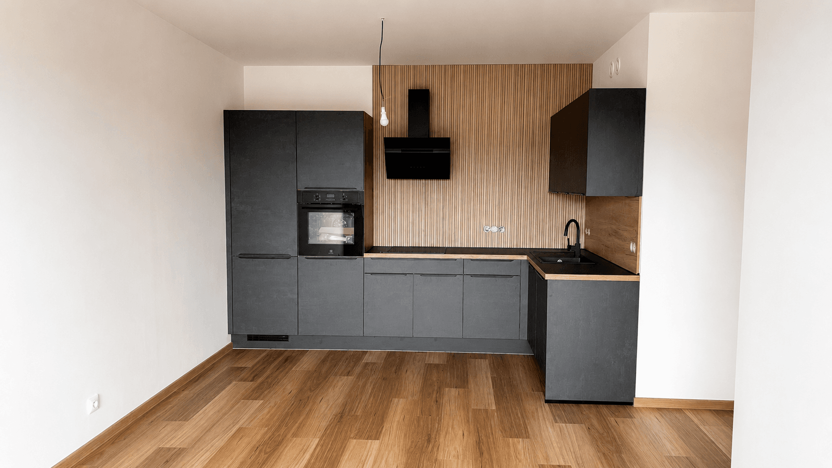 1 bedroom with open-plan kitchen flat to rent, 52 m², Kolmanova, Prague, Prague 1 bedroom with open-plan kitchen flat to rent, 52 m², Kolmanova, Prague, Prague