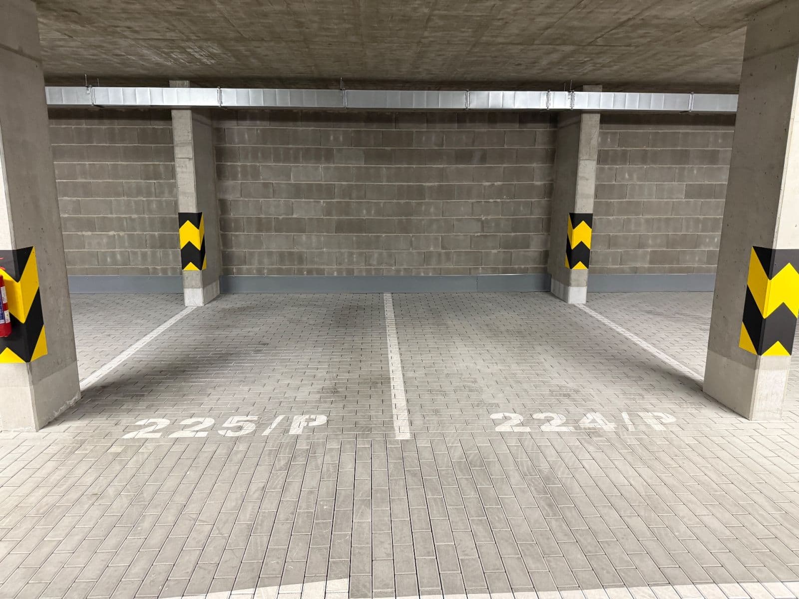 garage to rent, 13 m², Prague, Prague garage to rent, 13 m², Prague, Prague