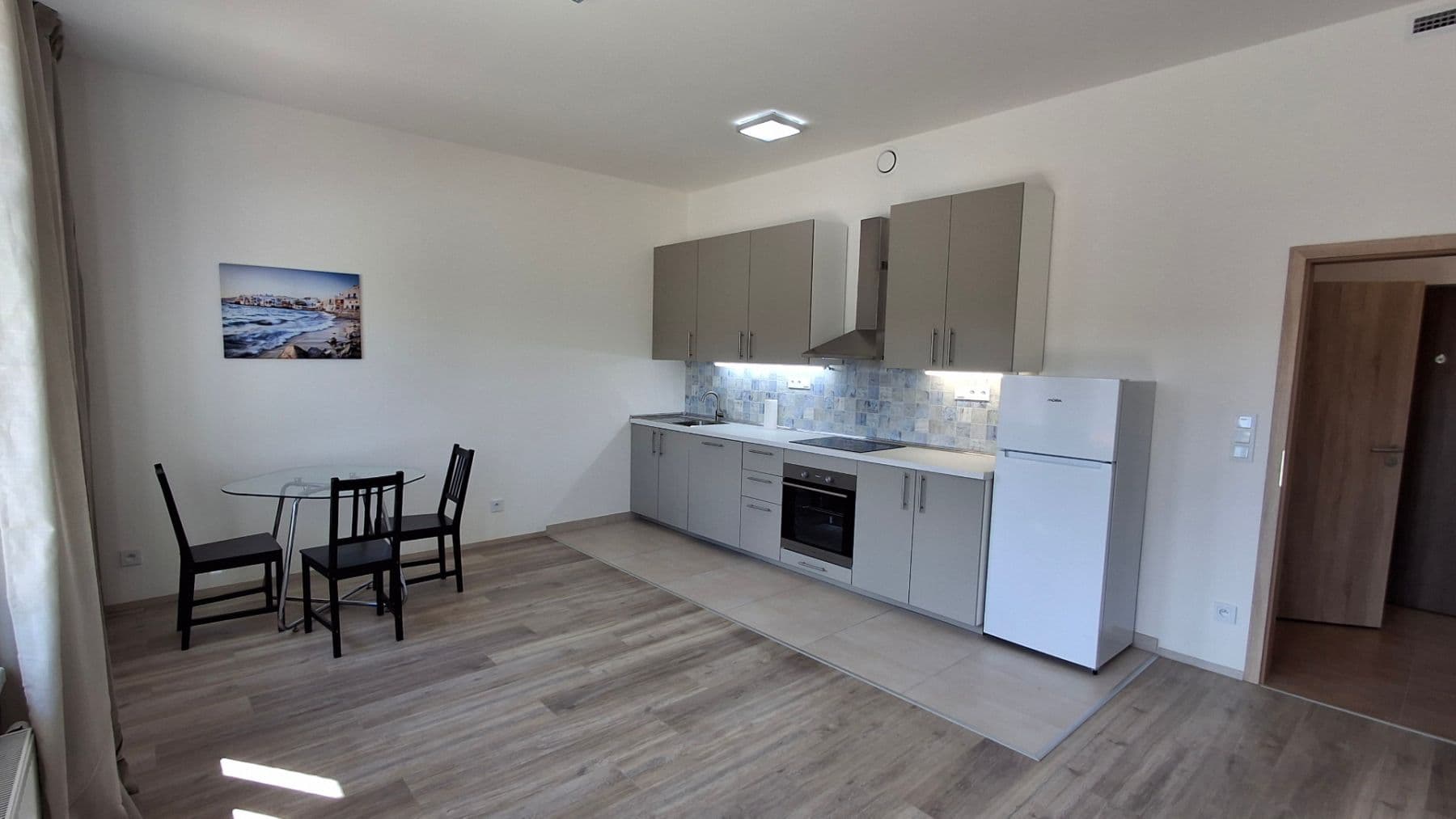 1 bedroom with open-plan kitchen flat to rent, 44 m², Arnošta Staňka, Prague, Prague 1 bedroom with open-plan kitchen flat to rent, 44 m², Arnošta Staňka, Prague, Prague