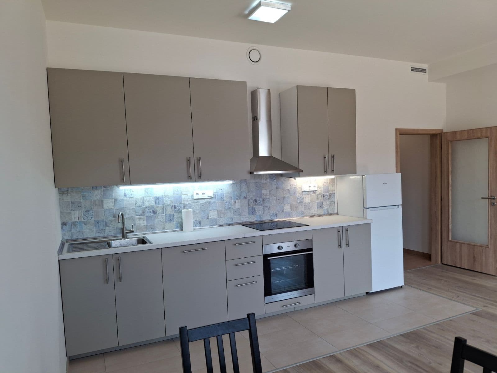 1 bedroom with open-plan kitchen flat to rent, 44 m², Arnošta Staňka, Prague, Prague 1 bedroom with open-plan kitchen flat to rent, 44 m², Arnošta Staňka, Prague, Prague