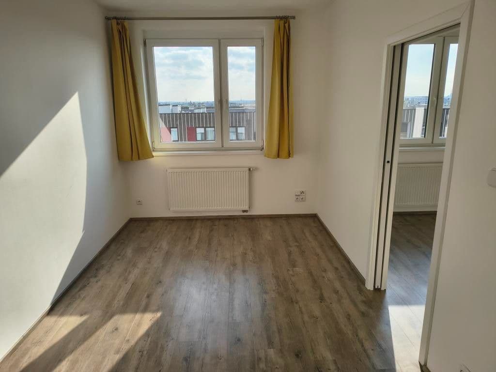 1 bedroom with open-plan kitchen flat to rent, 56 m², Kardausova, Prague, Prague 1 bedroom with open-plan kitchen flat to rent, 56 m², Kardausova, Prague, Prague