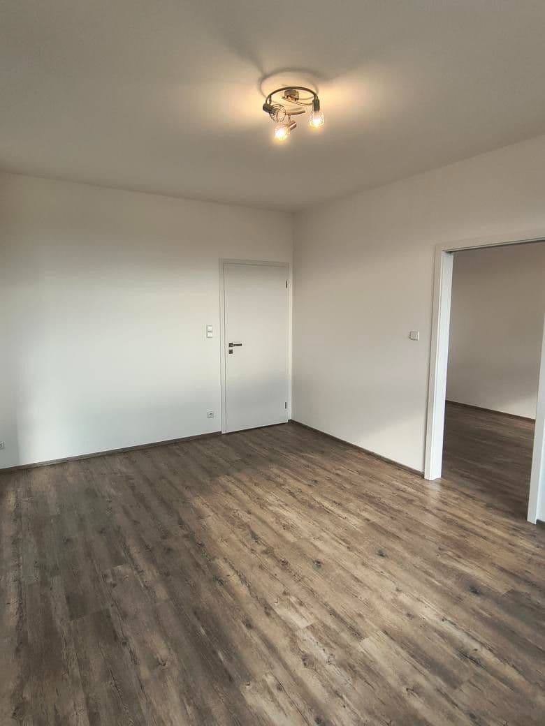 1 bedroom with open-plan kitchen flat to rent, 56 m², Kardausova, Prague, Prague 1 bedroom with open-plan kitchen flat to rent, 56 m², Kardausova, Prague, Prague