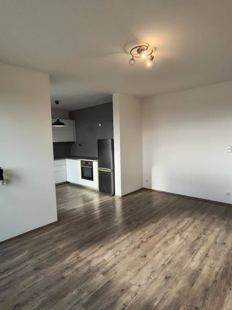1 bedroom with open-plan kitchen flat to rent, 56 m², Kardausova, Prague, Prague 1 bedroom with open-plan kitchen flat to rent, 56 m², Kardausova, Prague, Prague