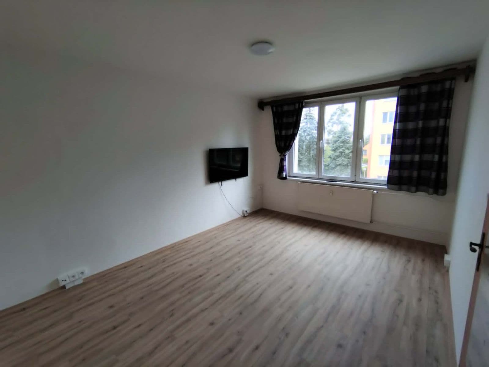 1 bedroom flat to rent, 37 m², Křivoklátská, Nové Strašecí, Středočeský Region 1 bedroom flat to rent, 37 m², Křivoklátská, Nové Strašecí, Středočeský Region