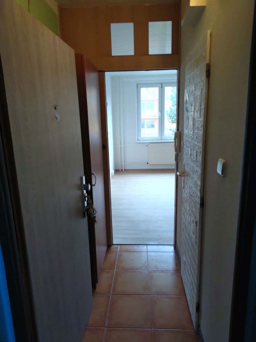 1 bedroom flat to rent, 37 m², Křivoklátská, Nové Strašecí, Středočeský Region 1 bedroom flat to rent, 37 m², Křivoklátská, Nové Strašecí, Středočeský Region