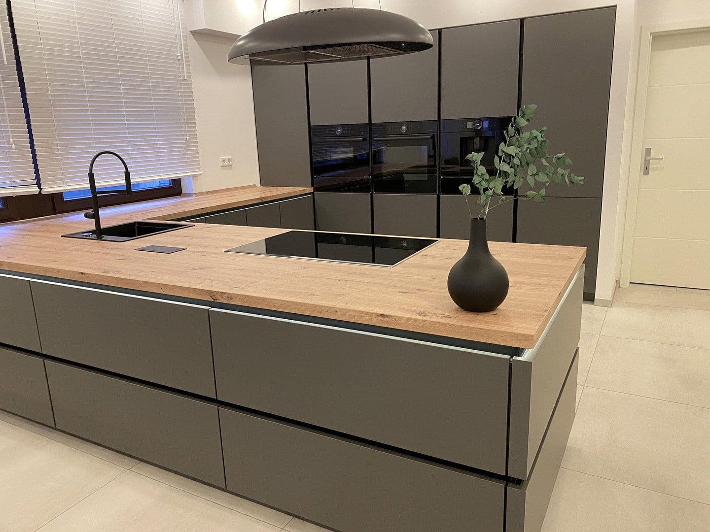 3 bedroom flat for sale, 108 m², Heidter Berg, Wuppertal, North Rhine-Westphalia 3 bedroom flat for sale, 108 m², Heidter Berg, Wuppertal, North Rhine-Westphalia