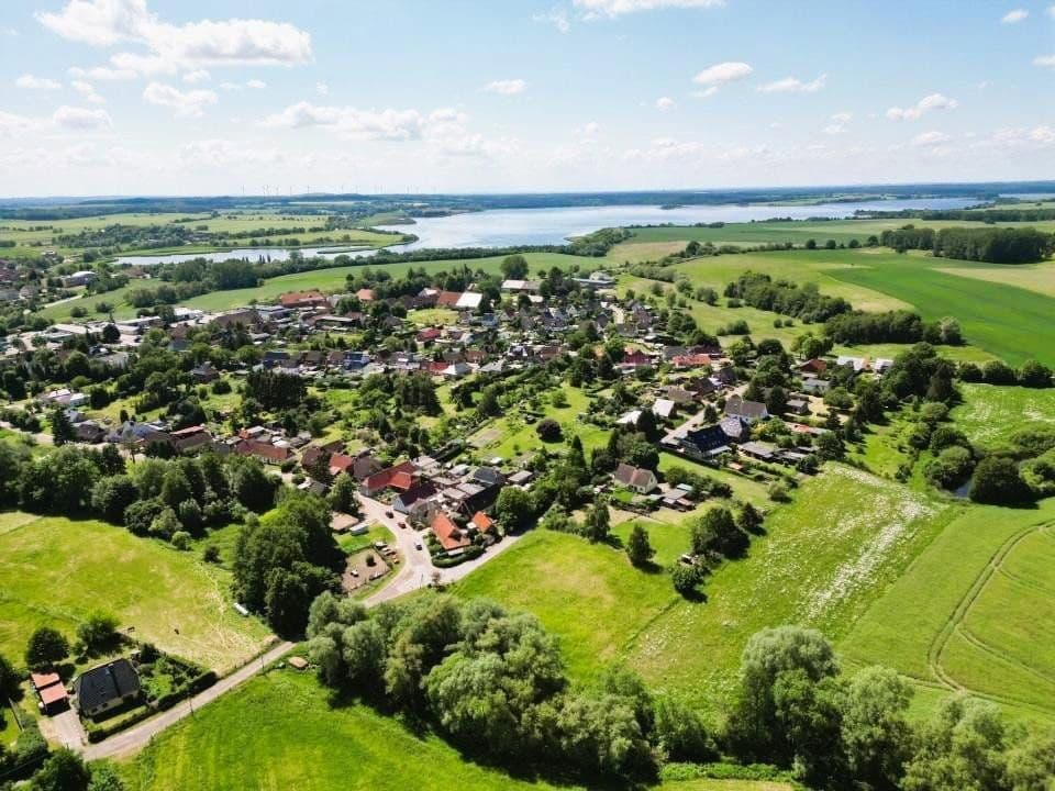 plot for sale, 801 m², Dassow, Mecklenburg-Vorpommern plot for sale, 801 m², Dassow, Mecklenburg-Vorpommern
