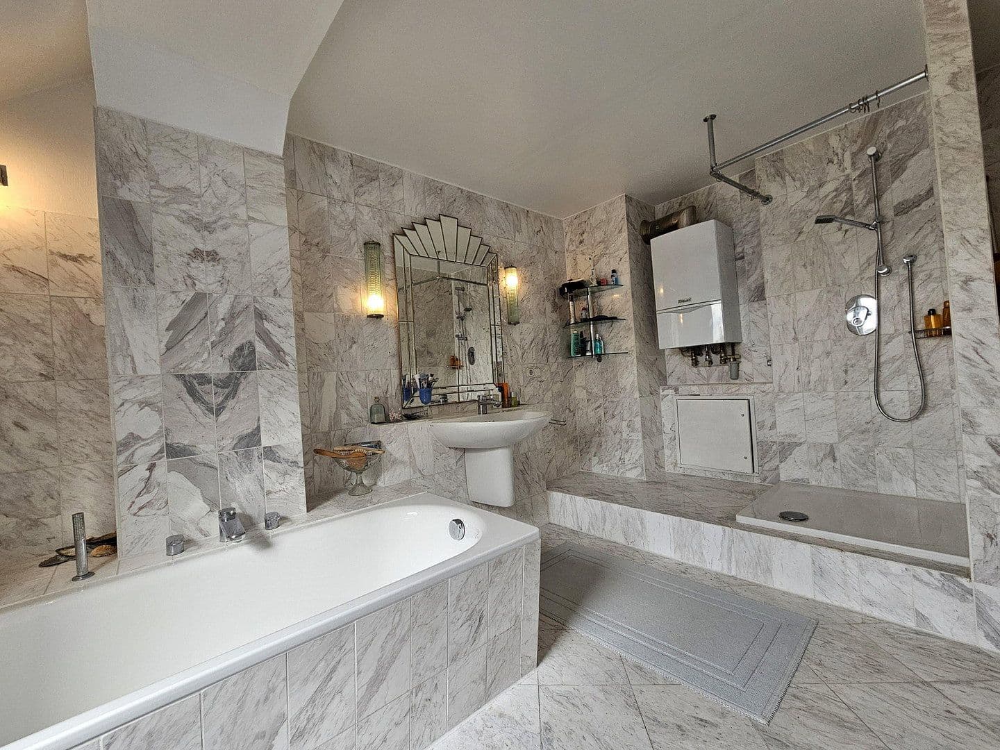 2 bedroom with open-plan kitchen flat for sale, 107 m², Frankfurt, Hesse 2 bedroom with open-plan kitchen flat for sale, 107 m², Frankfurt, Hesse