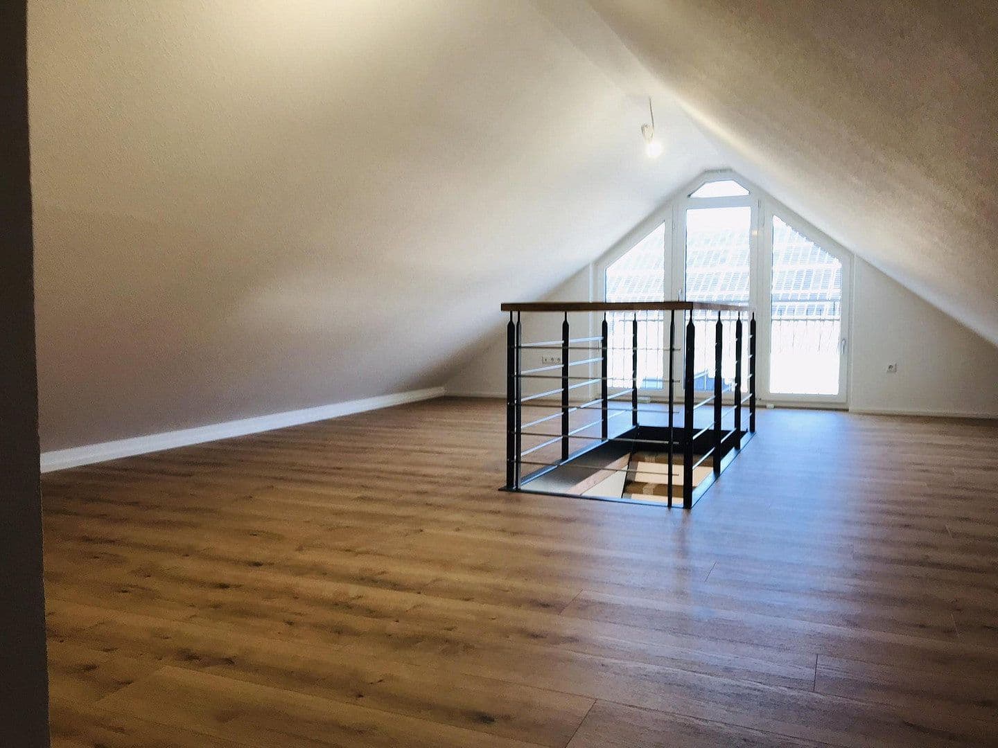 2 bedroom with open-plan kitchen flat for sale, 85 m², Horb am Neckar, Baden-Württemberg 2 bedroom with open-plan kitchen flat for sale, 85 m², Horb am Neckar, Baden-Württemberg
