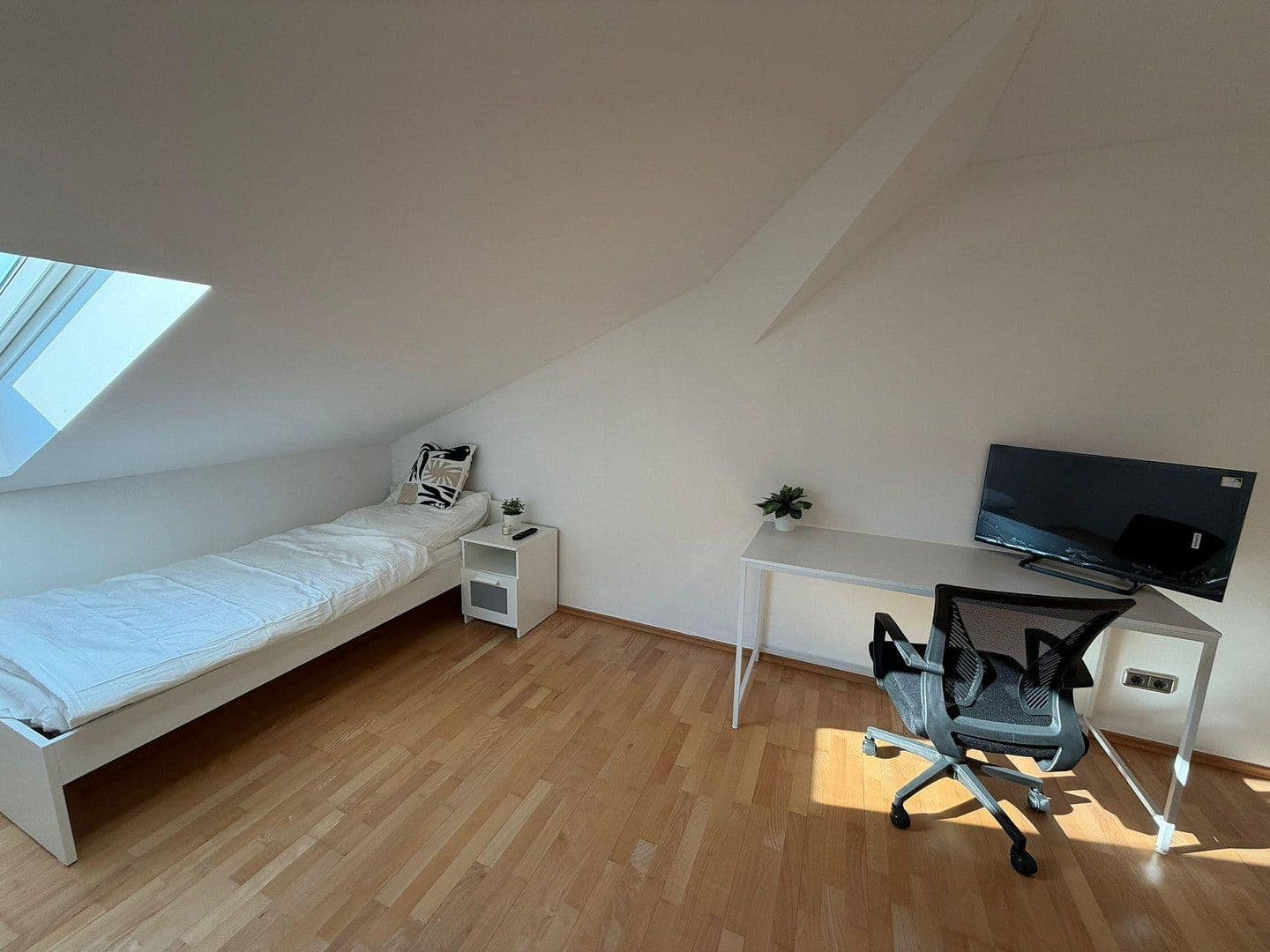 1 bedroom flat to rent, 297 m², Wörthstraße 1B, Bamberg, Bavaria 1 bedroom flat to rent, 297 m², Wörthstraße 1B, Bamberg, Bavaria