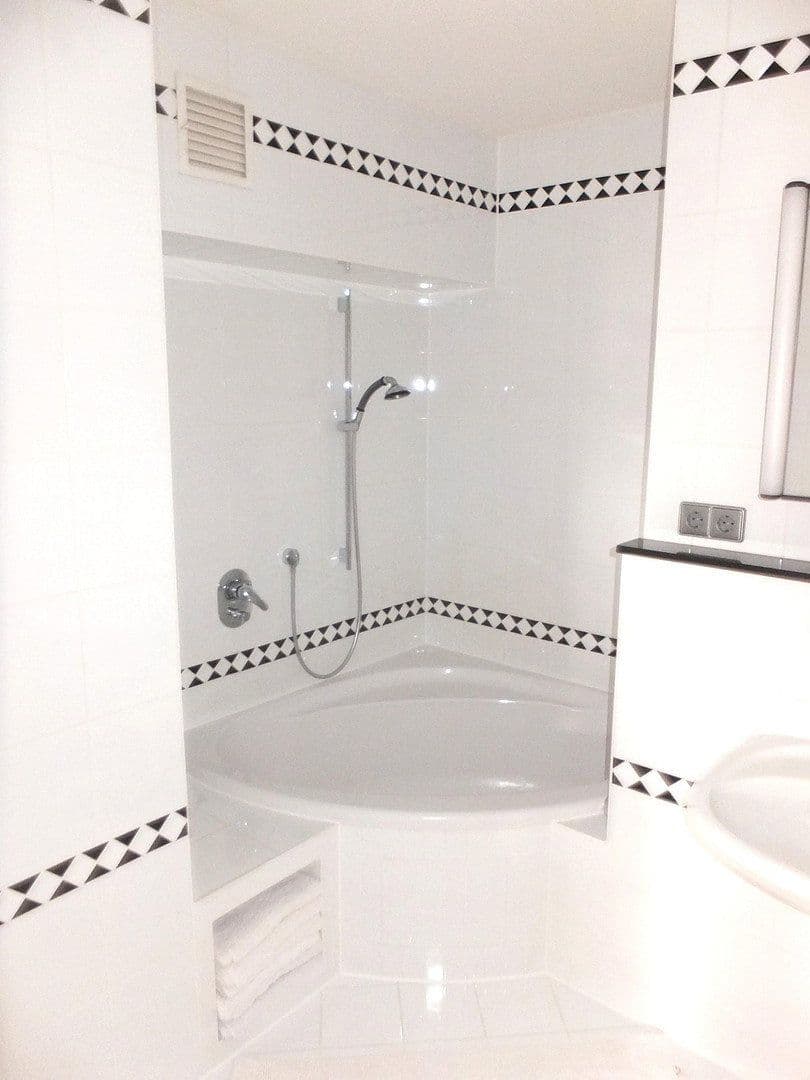 1 bedroom with open-plan kitchen flat for sale, 64 m², Freiberg am Neckar, Baden-Württemberg 1 bedroom with open-plan kitchen flat for sale, 64 m², Freiberg am Neckar, Baden-Württemberg
