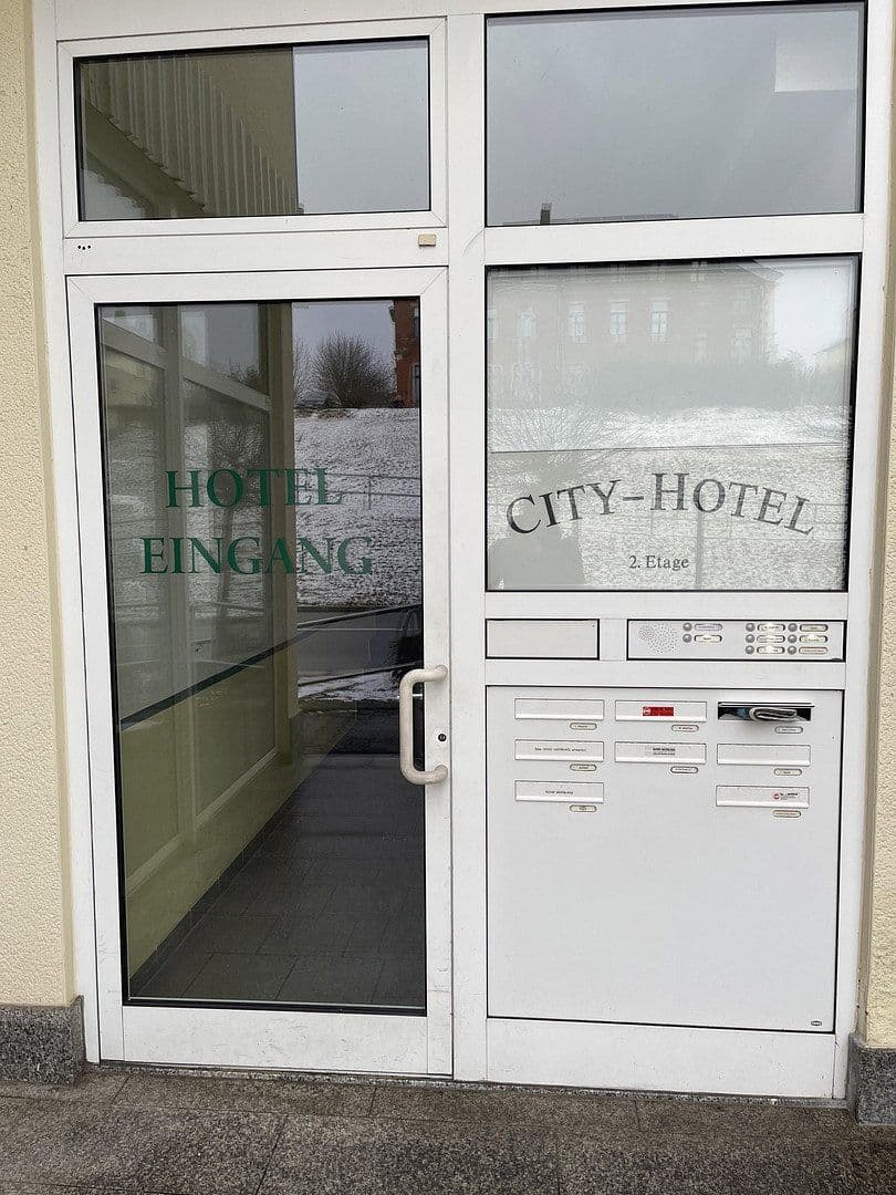 non-residential property to rent, 490 m², Jägerstraße 11-13, Limbach-Oberfrohna, Saxony non-residential property to rent, 490 m², Jägerstraße 11-13, Limbach-Oberfrohna, Saxony