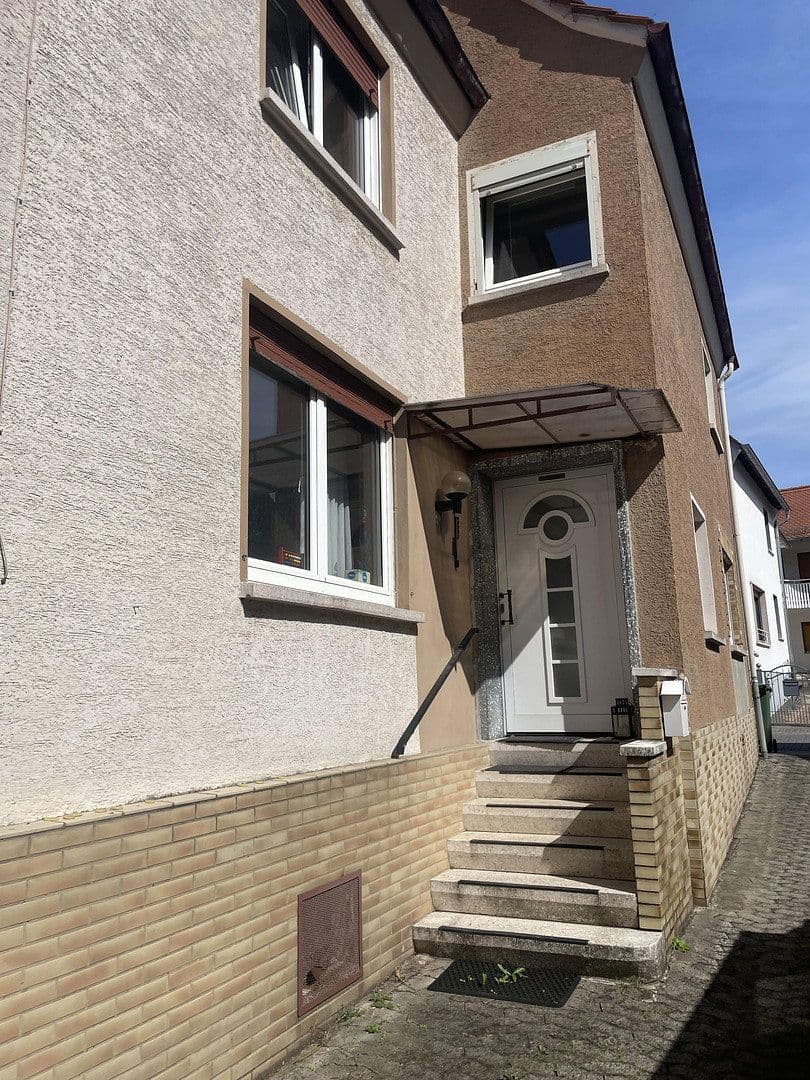 house for sale, 280 m², Großen-Busecker Str. 17, Buseck, Hesse house for sale, 280 m², Großen-Busecker Str. 17, Buseck, Hesse