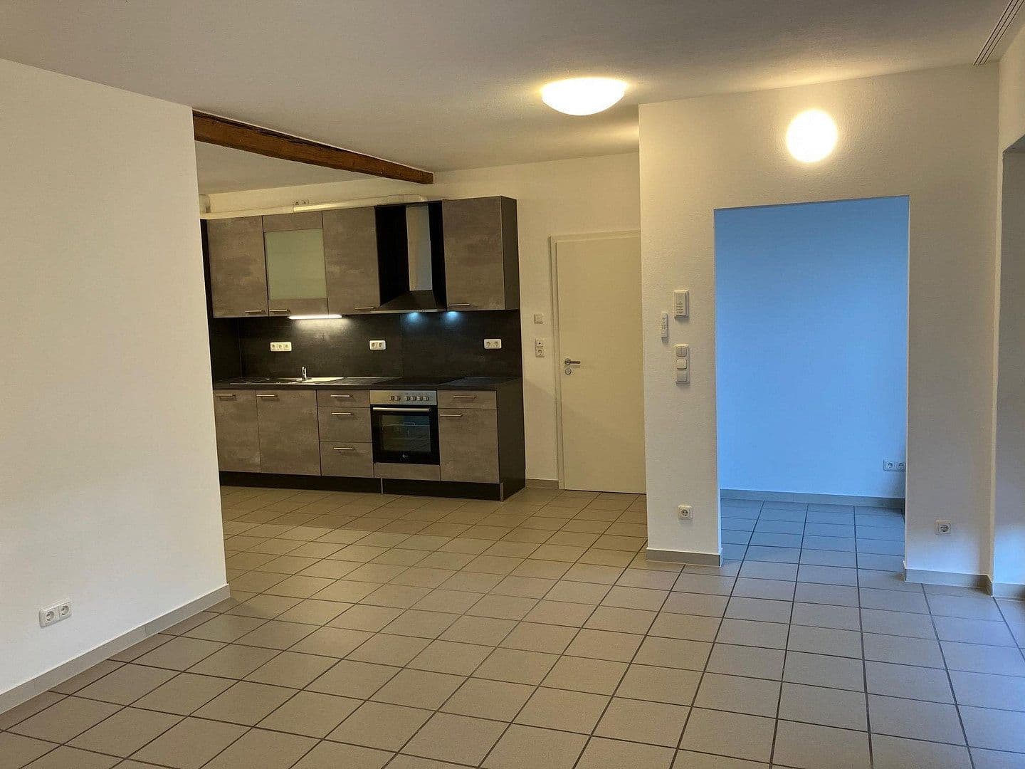 3 bedroom flat to rent, 90 m², Bahnhofstraße 47, Groß-Bieberau, Hesse 3 bedroom flat to rent, 90 m², Bahnhofstraße 47, Groß-Bieberau, Hesse