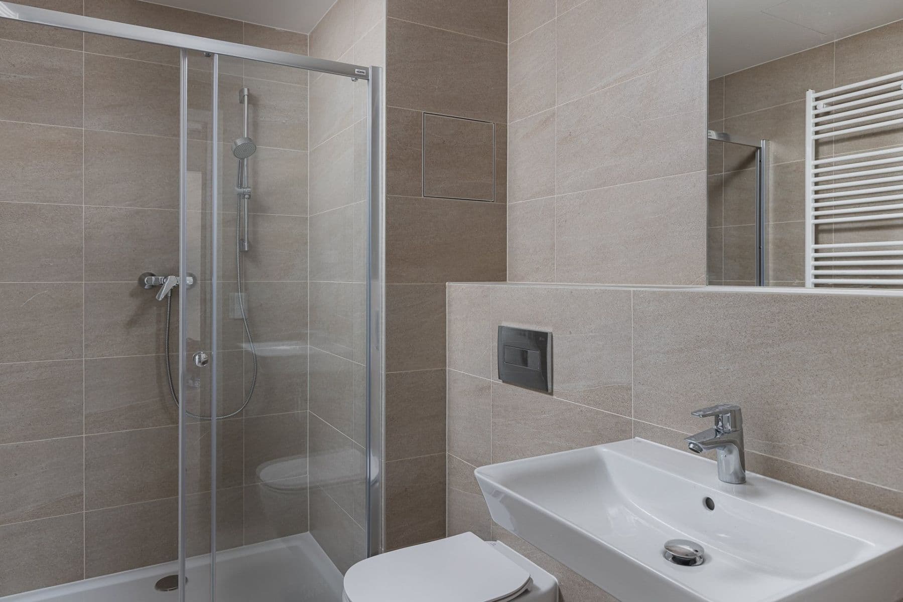 1 bedroom with open-plan kitchen flat to rent, 47 m², Hodkovická, Prague, Prague 1 bedroom with open-plan kitchen flat to rent, 47 m², Hodkovická, Prague, Prague