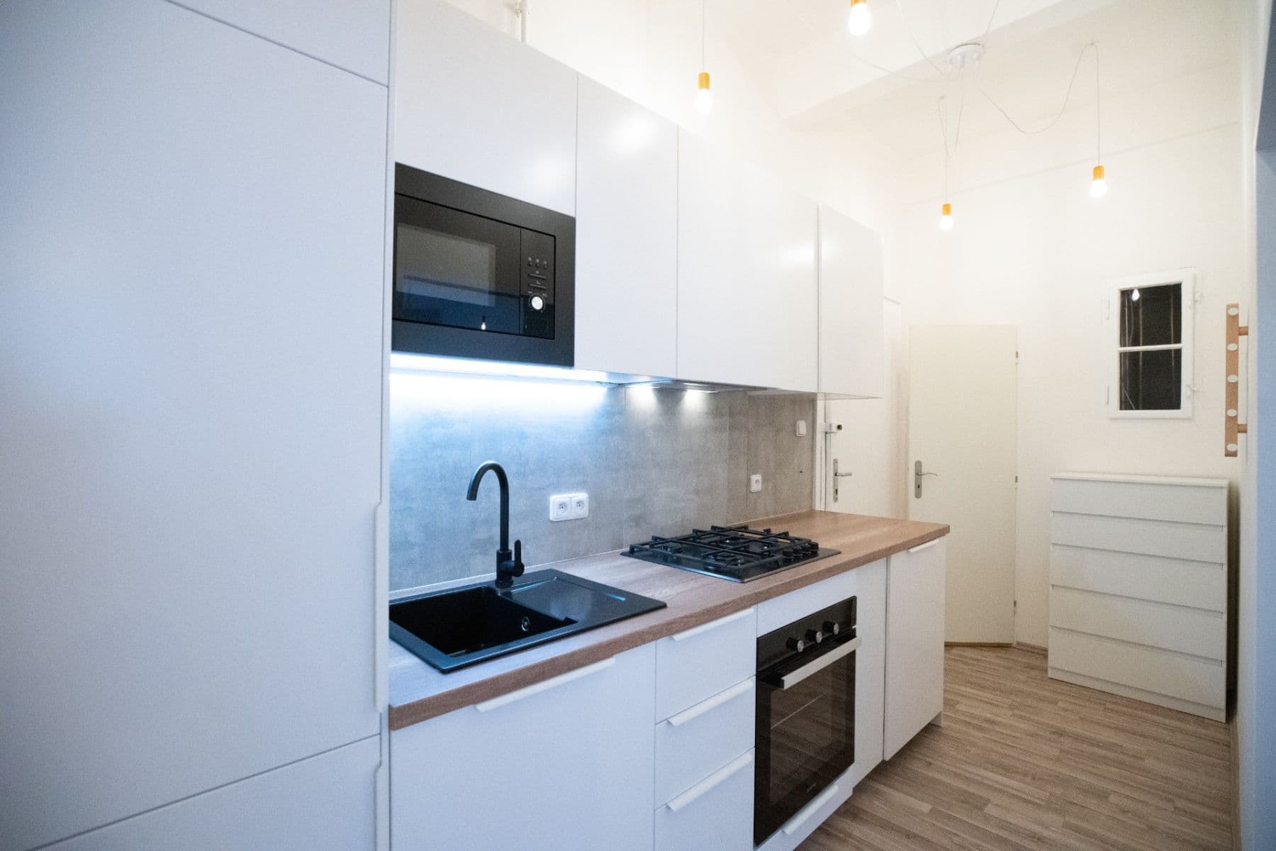 1 bedroom with open-plan kitchen flat to rent, 48 m², Žerotínova, Prague, Prague 1 bedroom with open-plan kitchen flat to rent, 48 m², Žerotínova, Prague, Prague