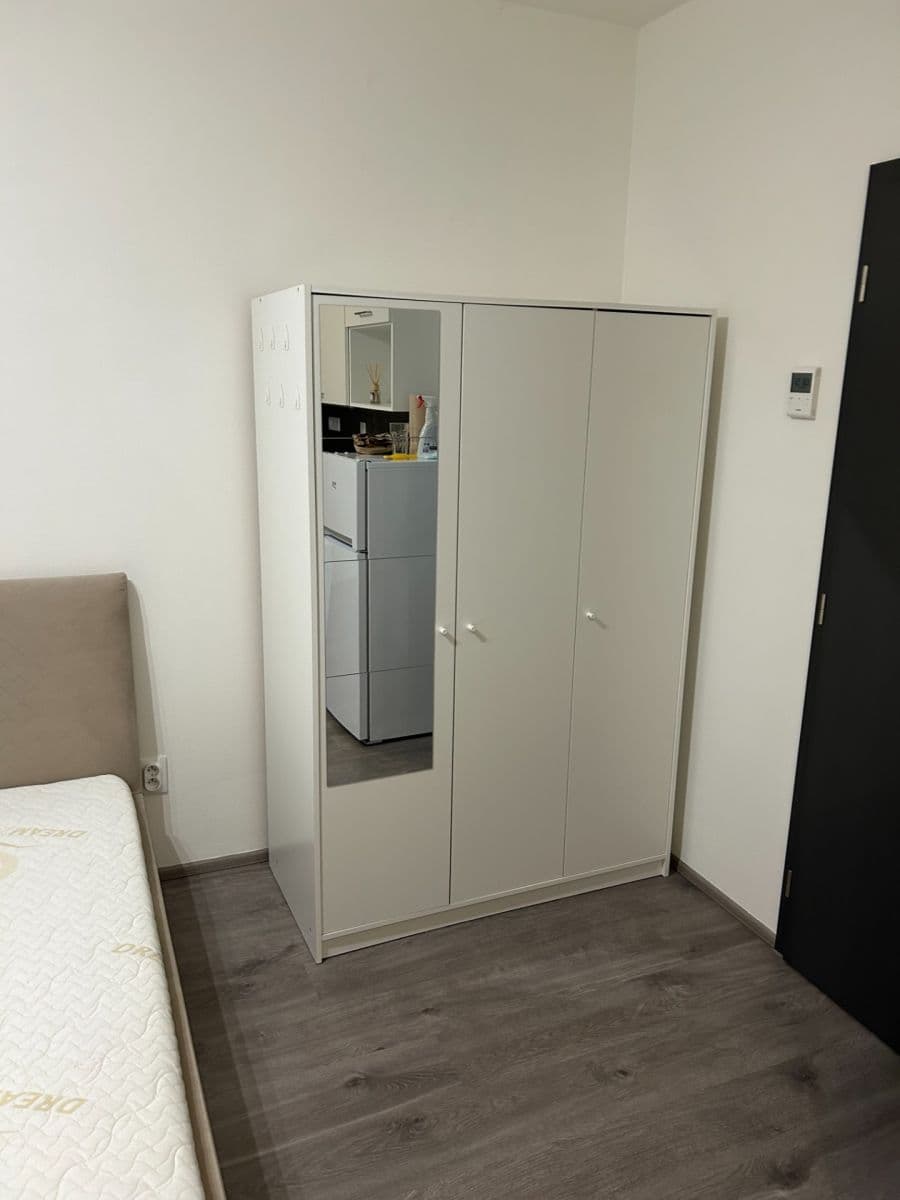 Studio flat to rent, 36 m², Hlinecká, Brno, Jihomoravský Region Studio flat to rent, 36 m², Hlinecká, Brno, Jihomoravský Region