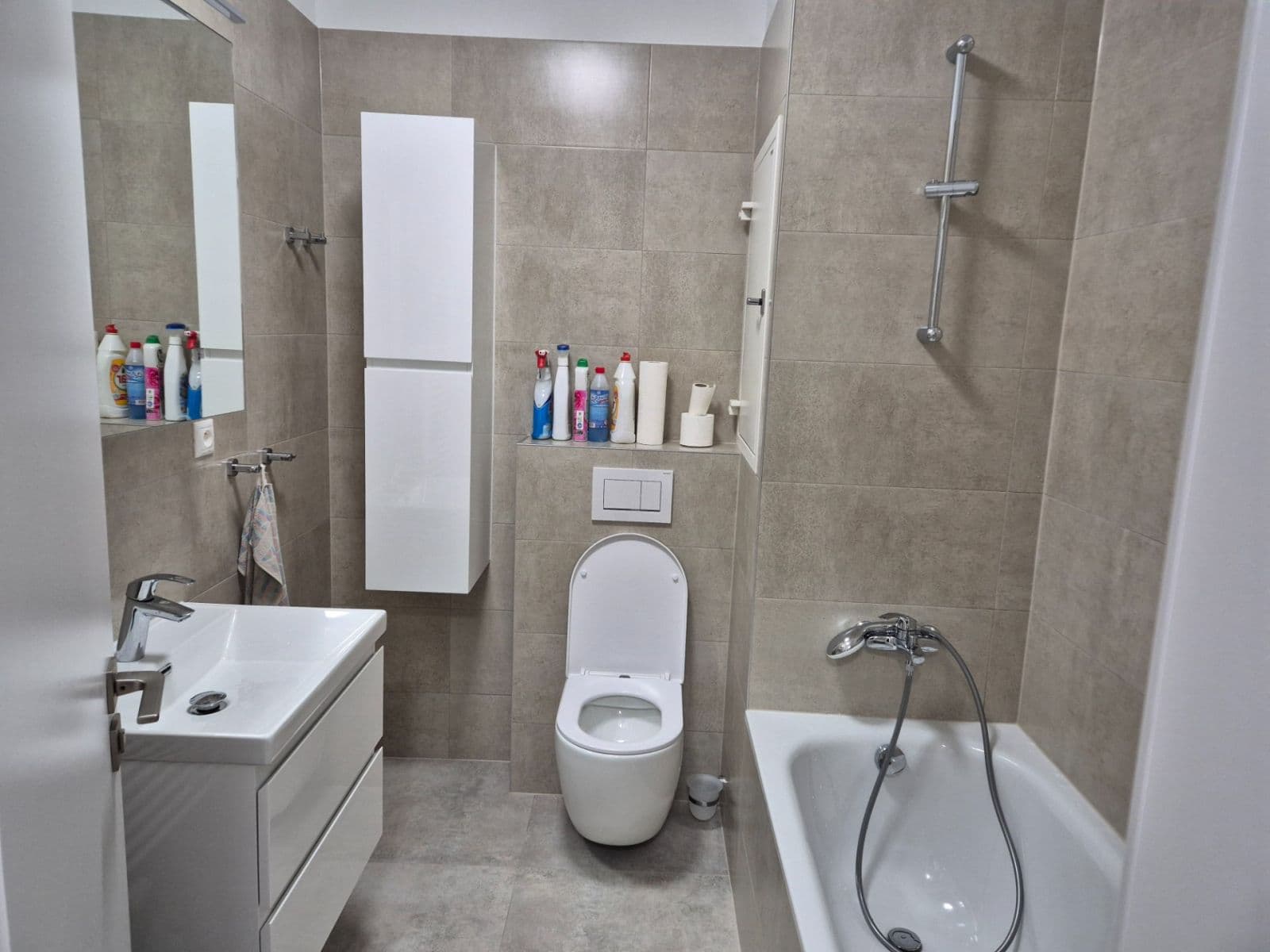 3 bedroom flat to rent, 64 m², Sedmokrásková, Marianka, Bratislavský Region 3 bedroom flat to rent, 64 m², Sedmokrásková, Marianka, Bratislavský Region